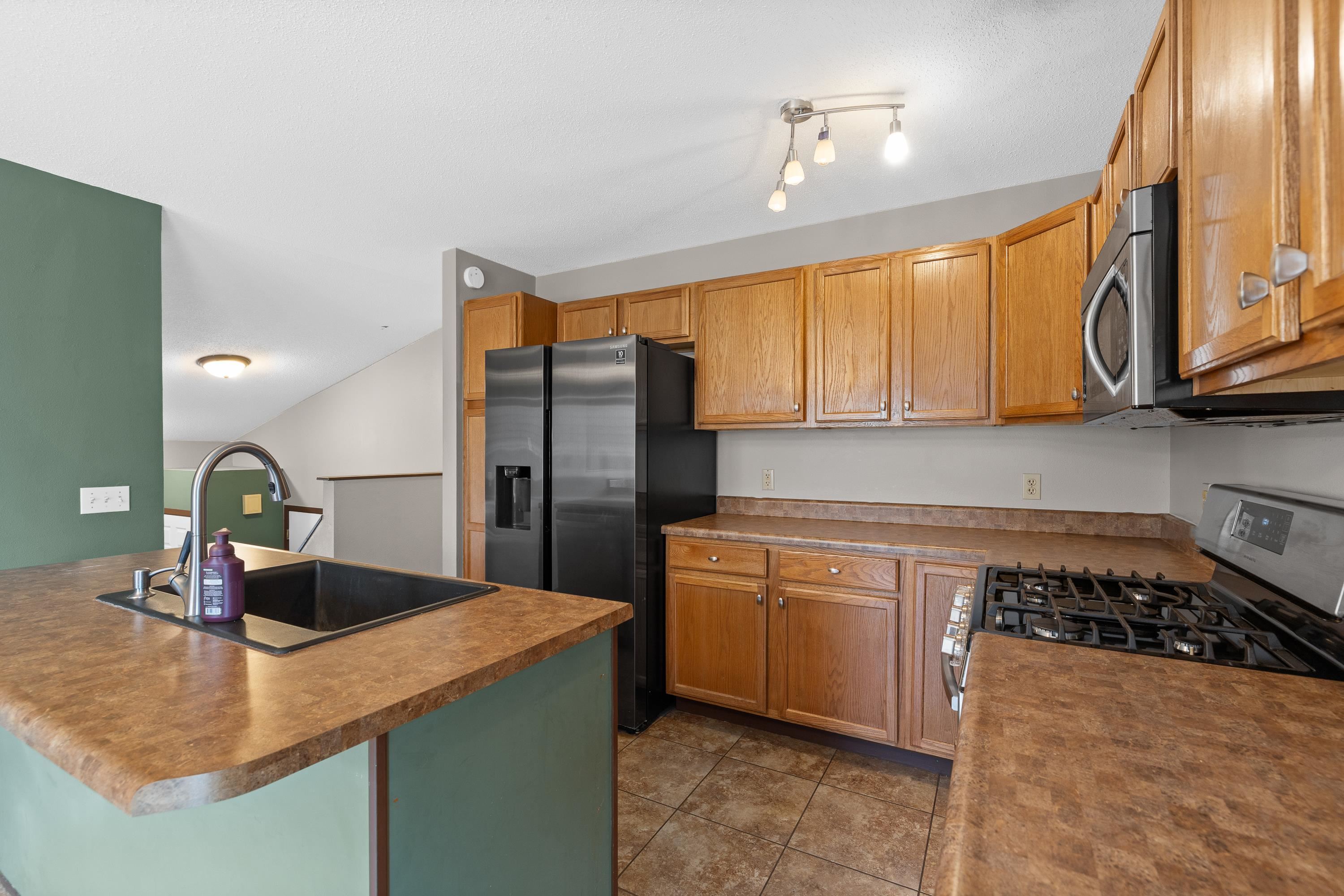 4023 Prairie View Drive