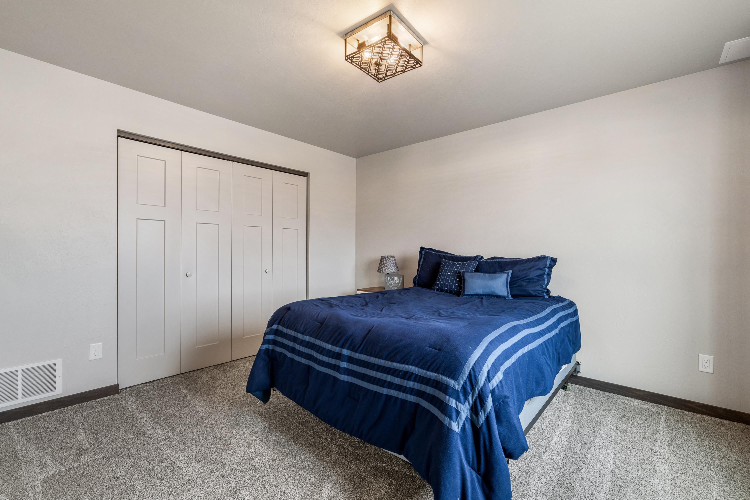 24009 Bridle Ridge Ct