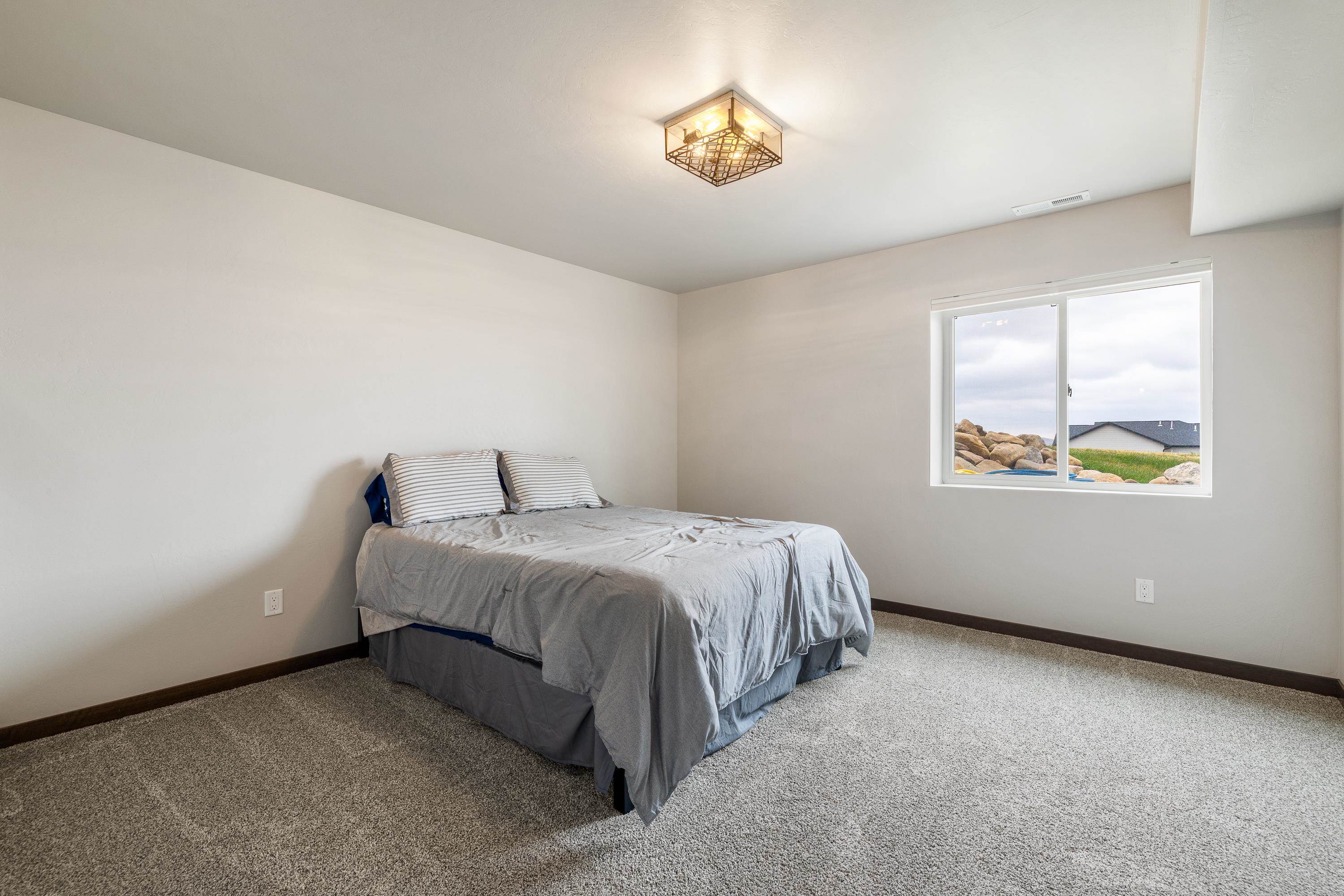 24009 Bridle Ridge Ct