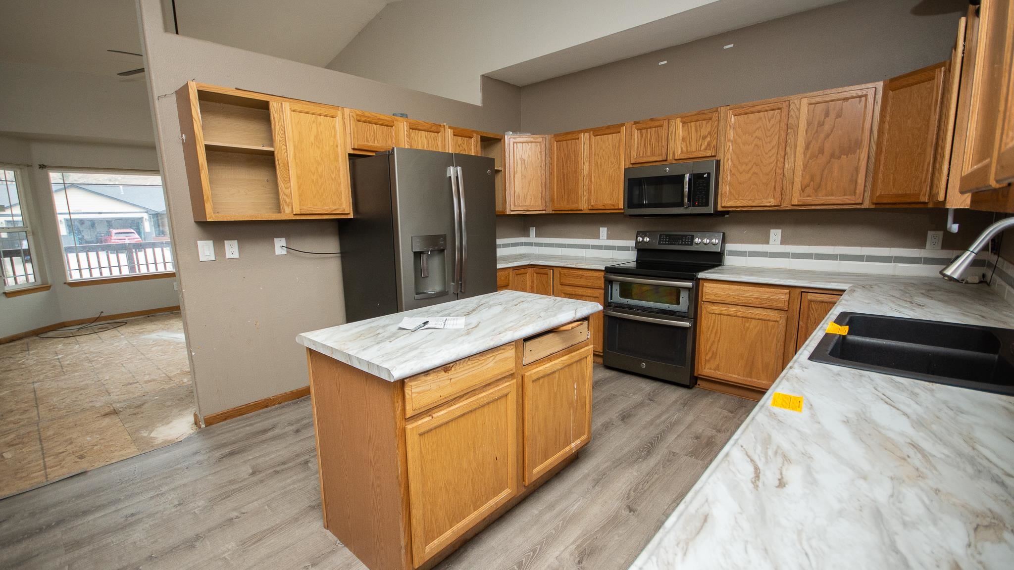 14865 Glenwood Drive