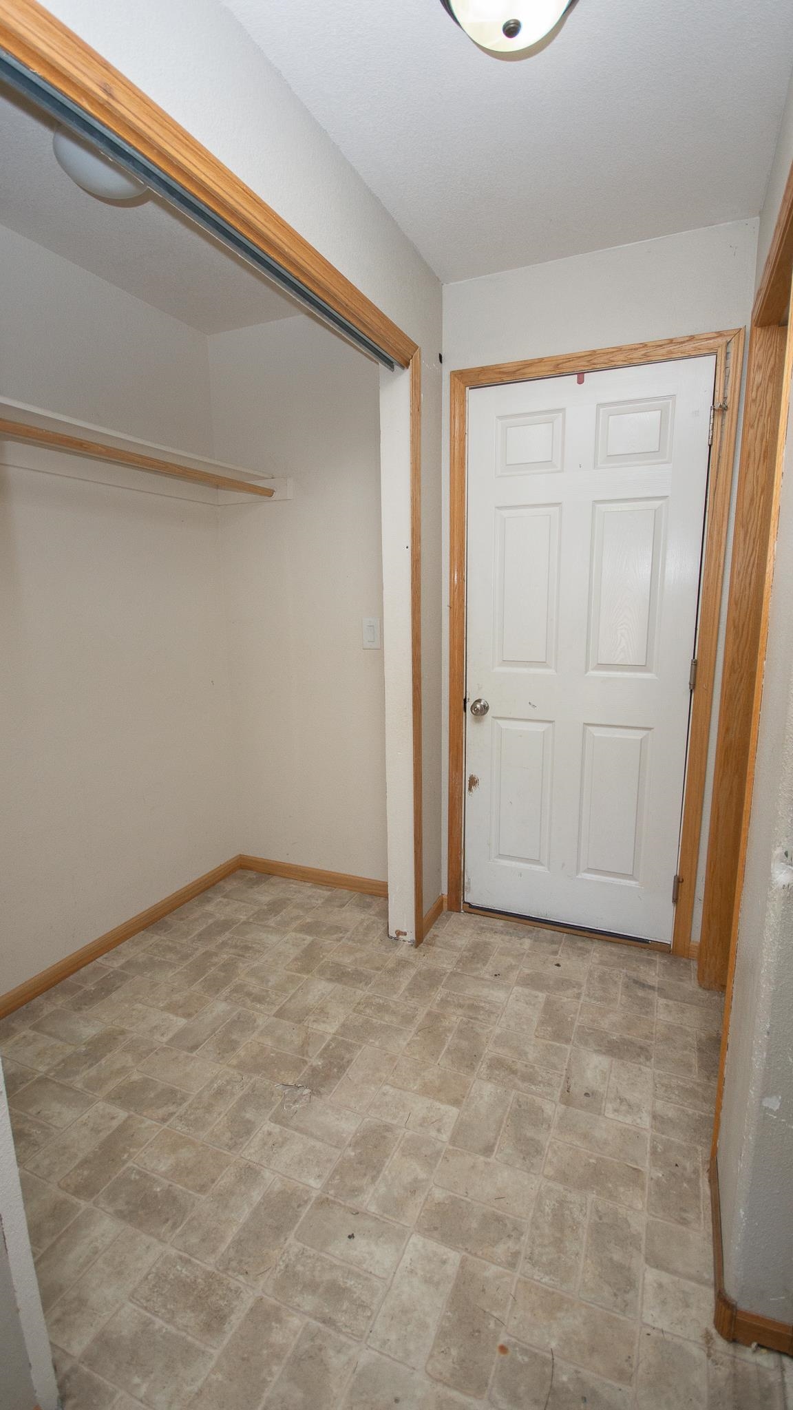 14865 Glenwood Drive