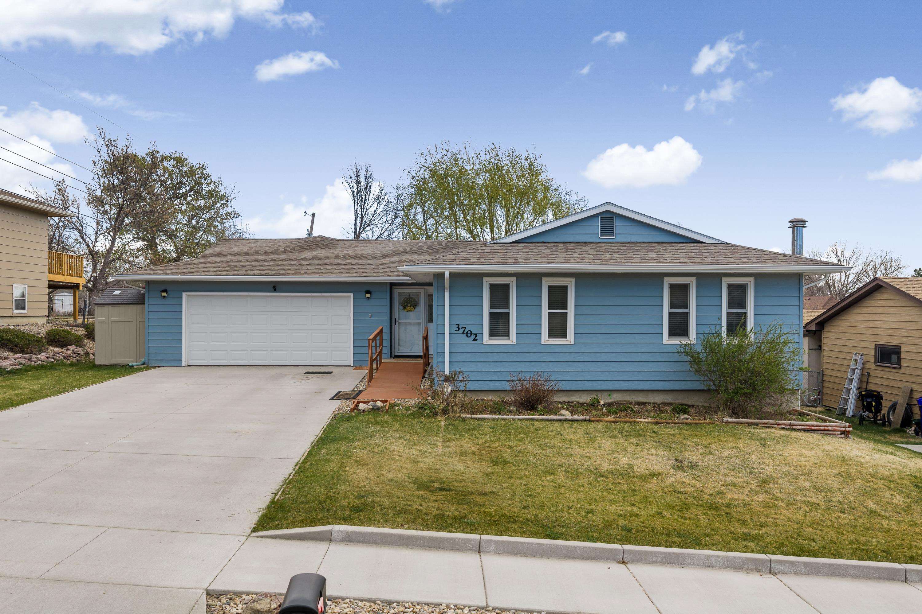 3702 Parkview Drive