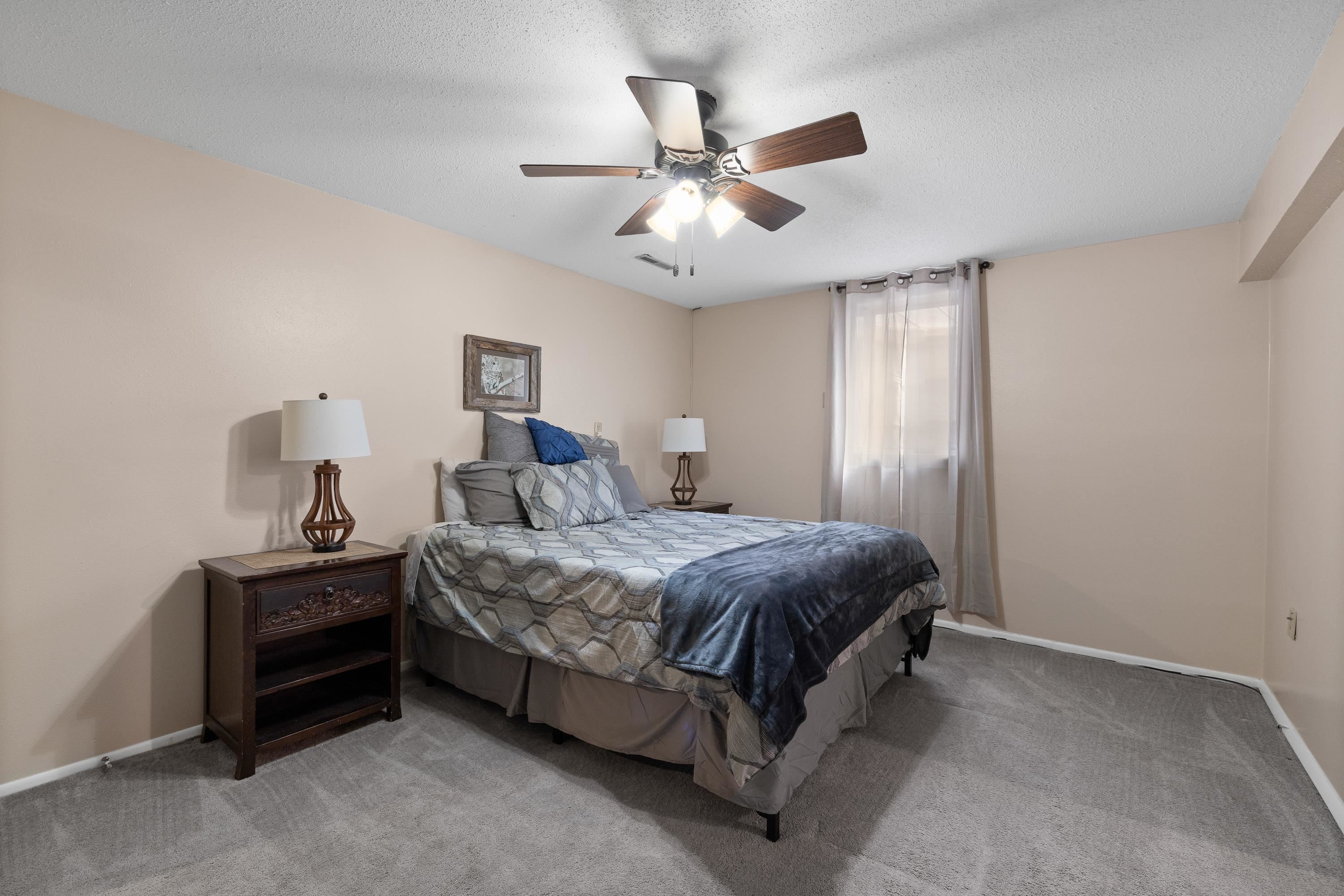 3702 Parkview Drive