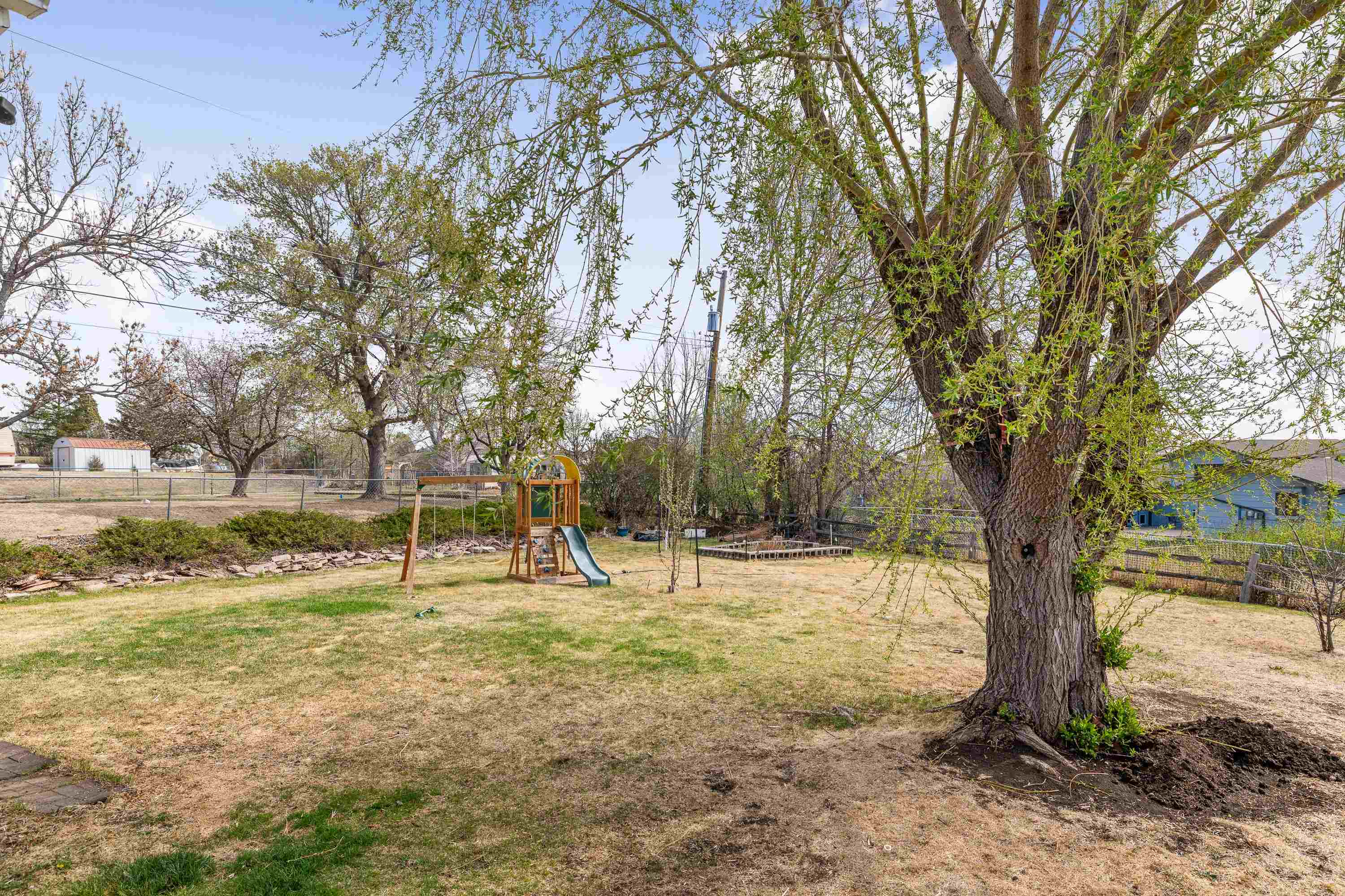 3702 Parkview Drive