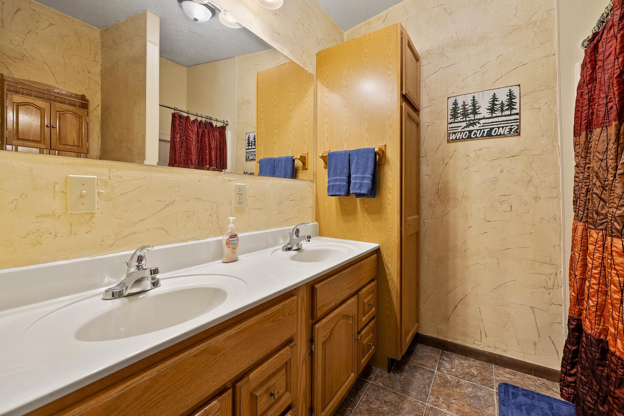 22773 Sunnyside Gulch Road