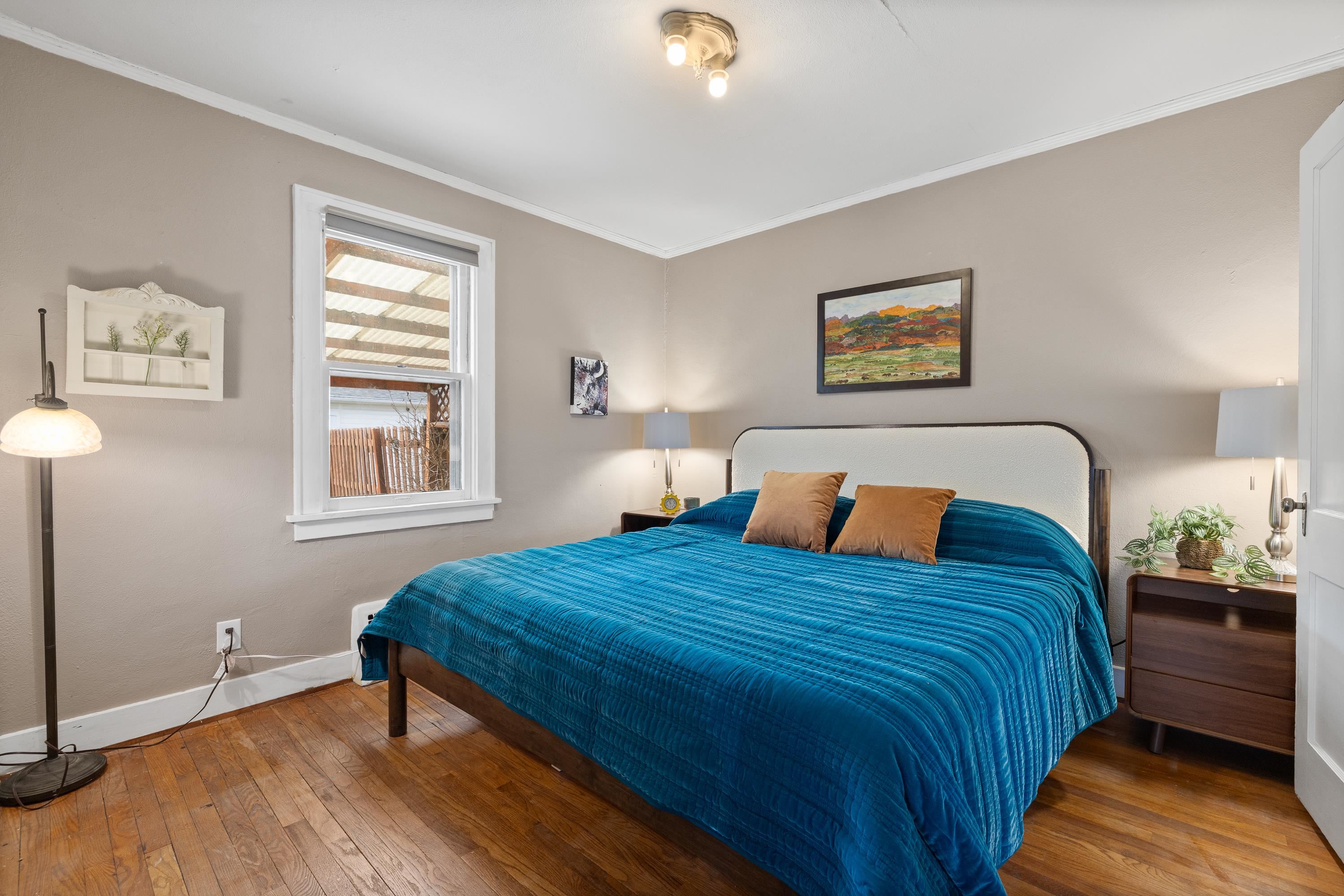 905/907 Clark Lane