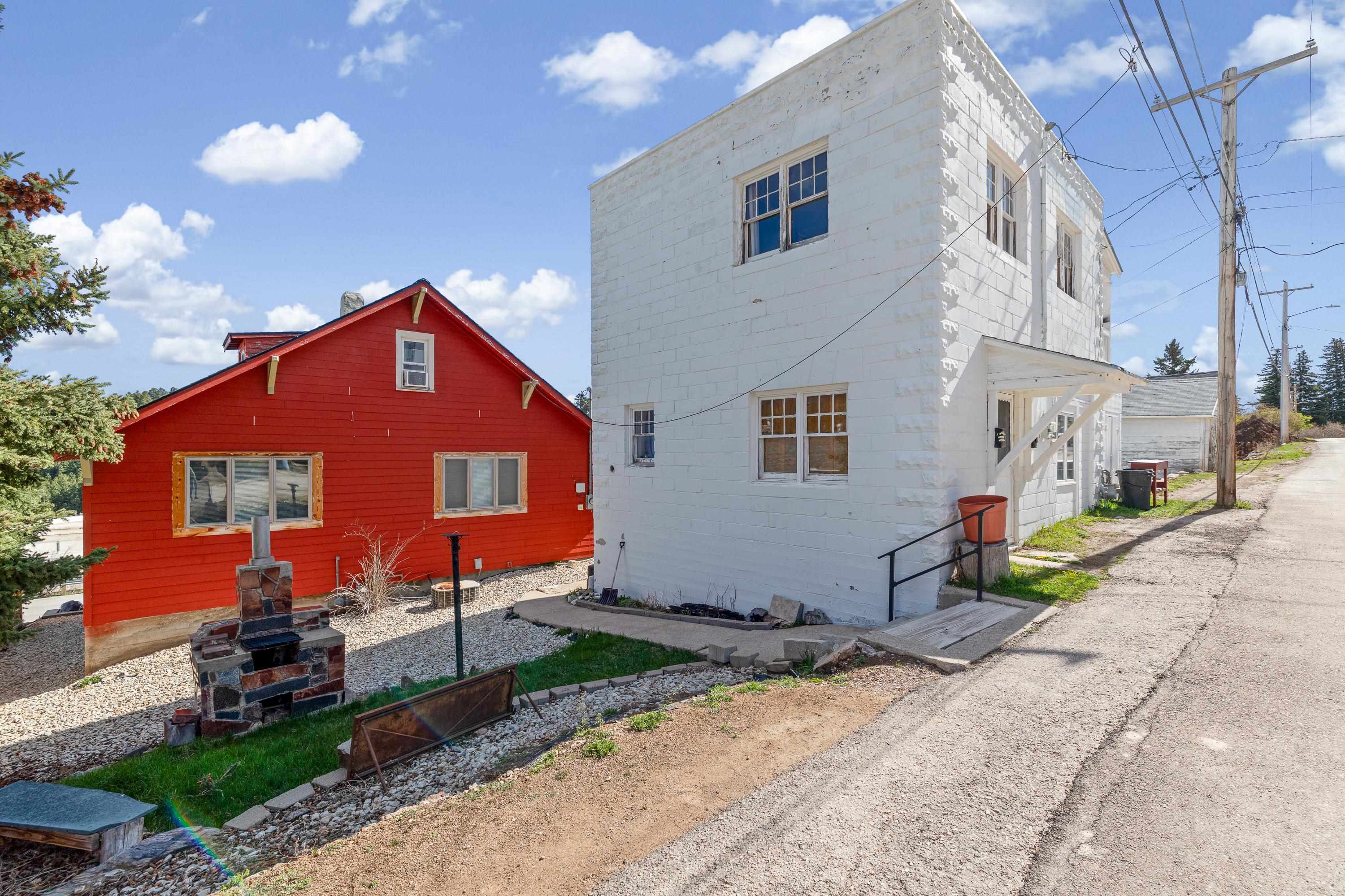 37 1st Street