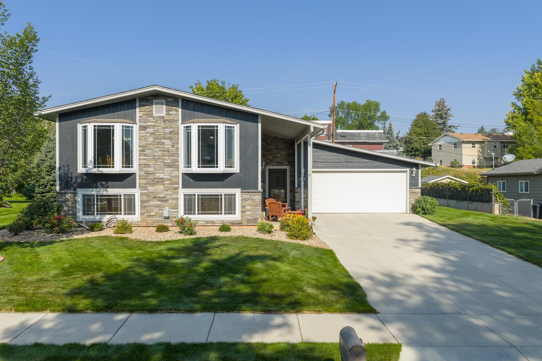 4414 Bellewood Drive