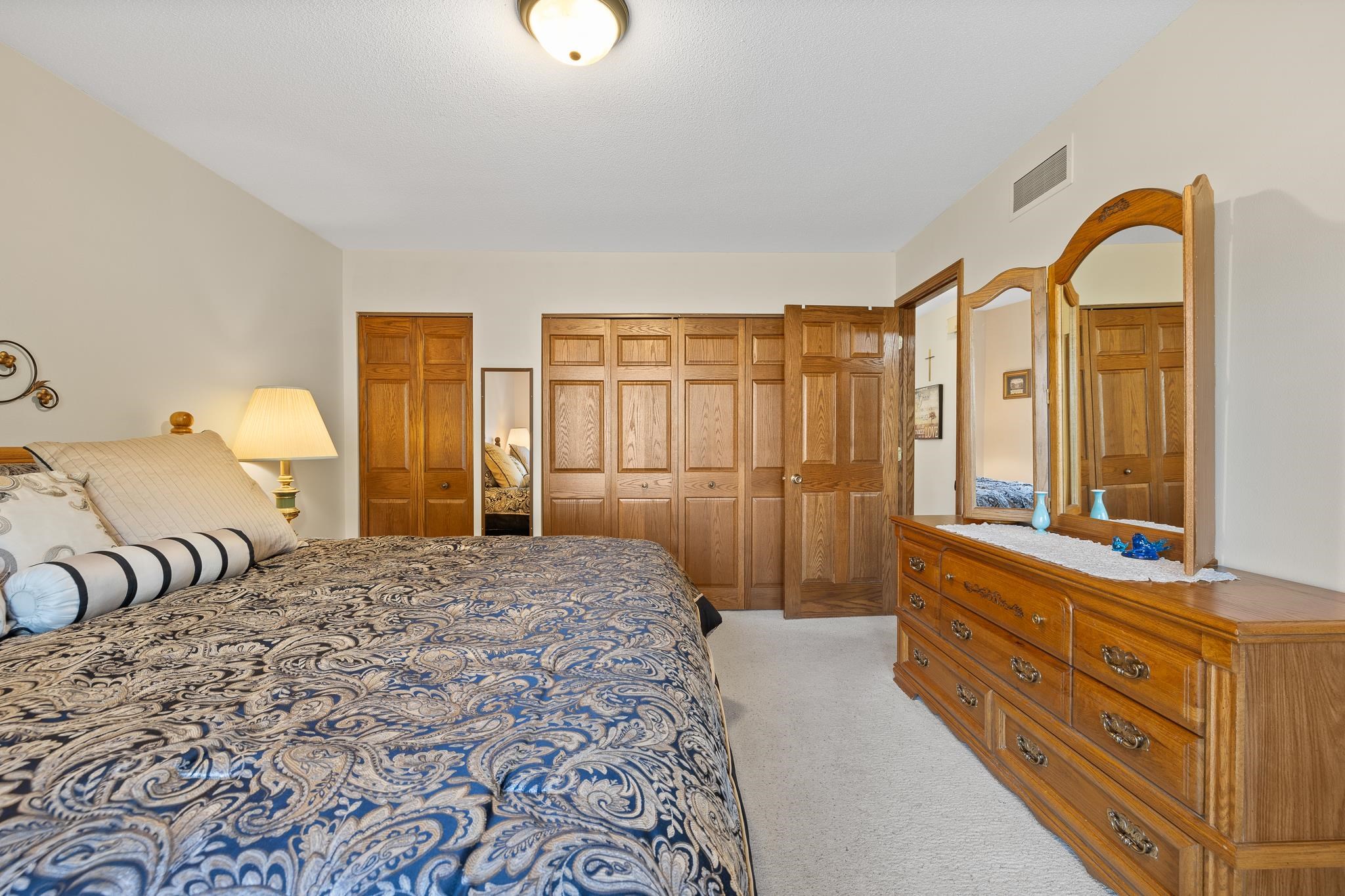4414 Bellewood Drive