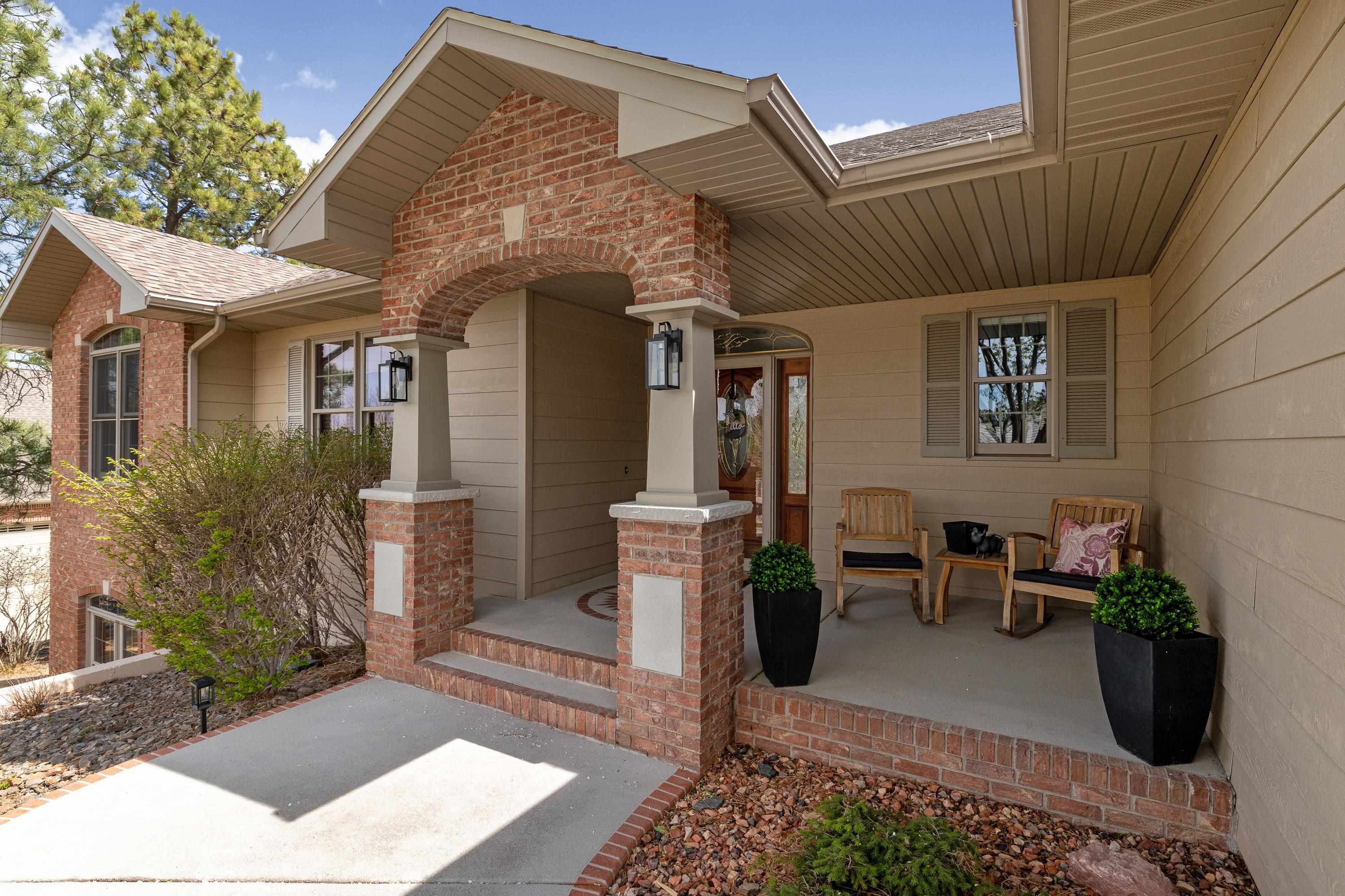 6712 Carnoustie Court