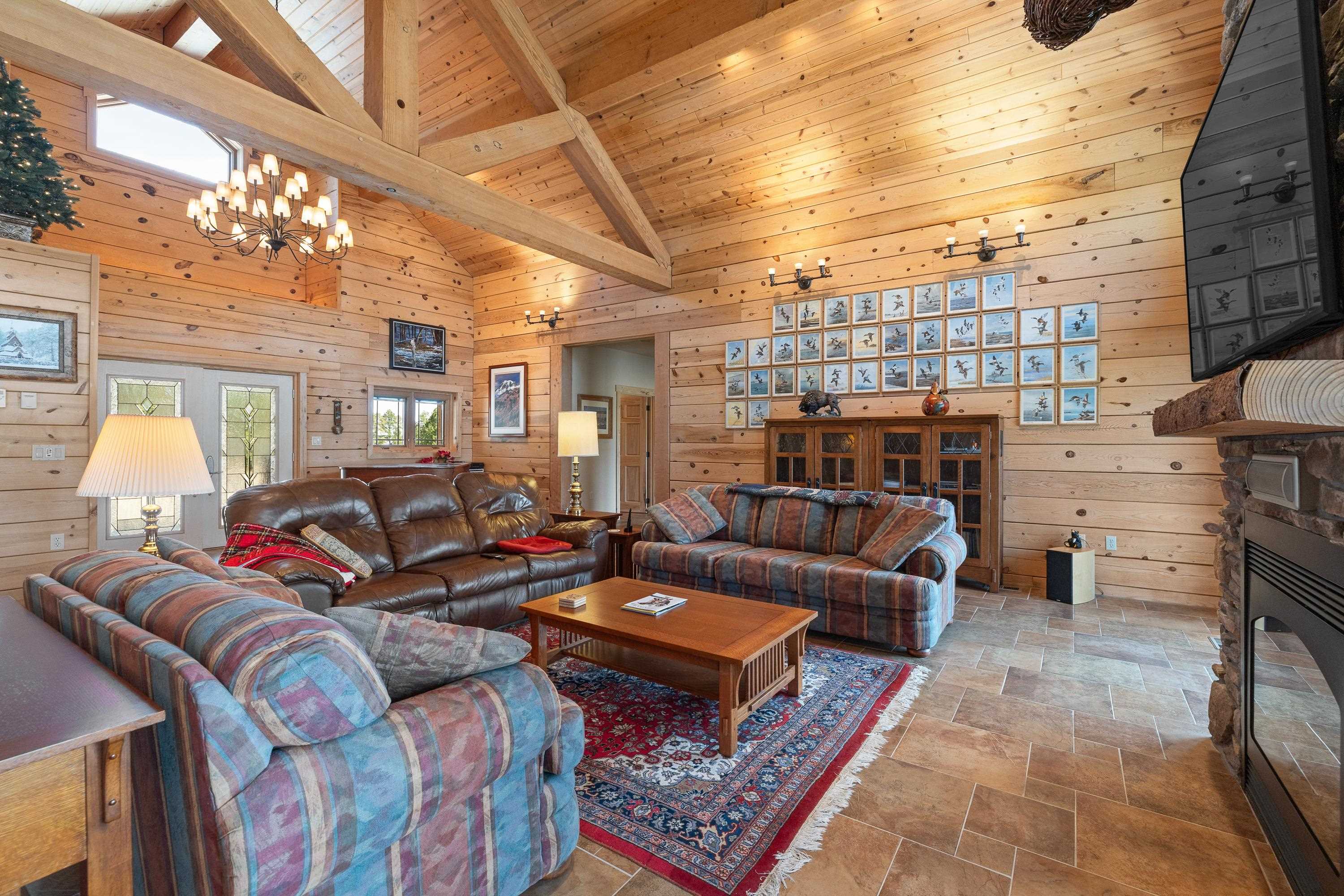 22765 Hat Mountain Drive