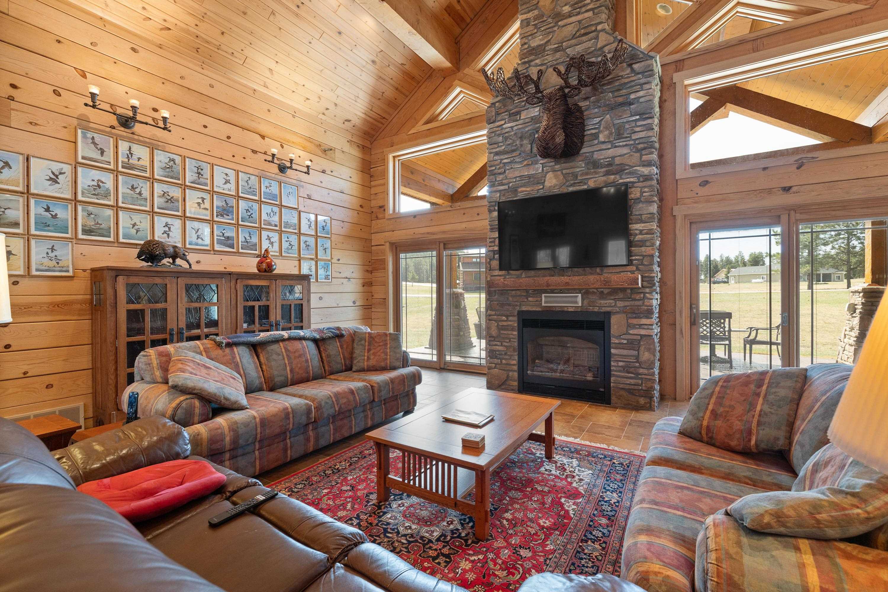 22765 Hat Mountain Drive