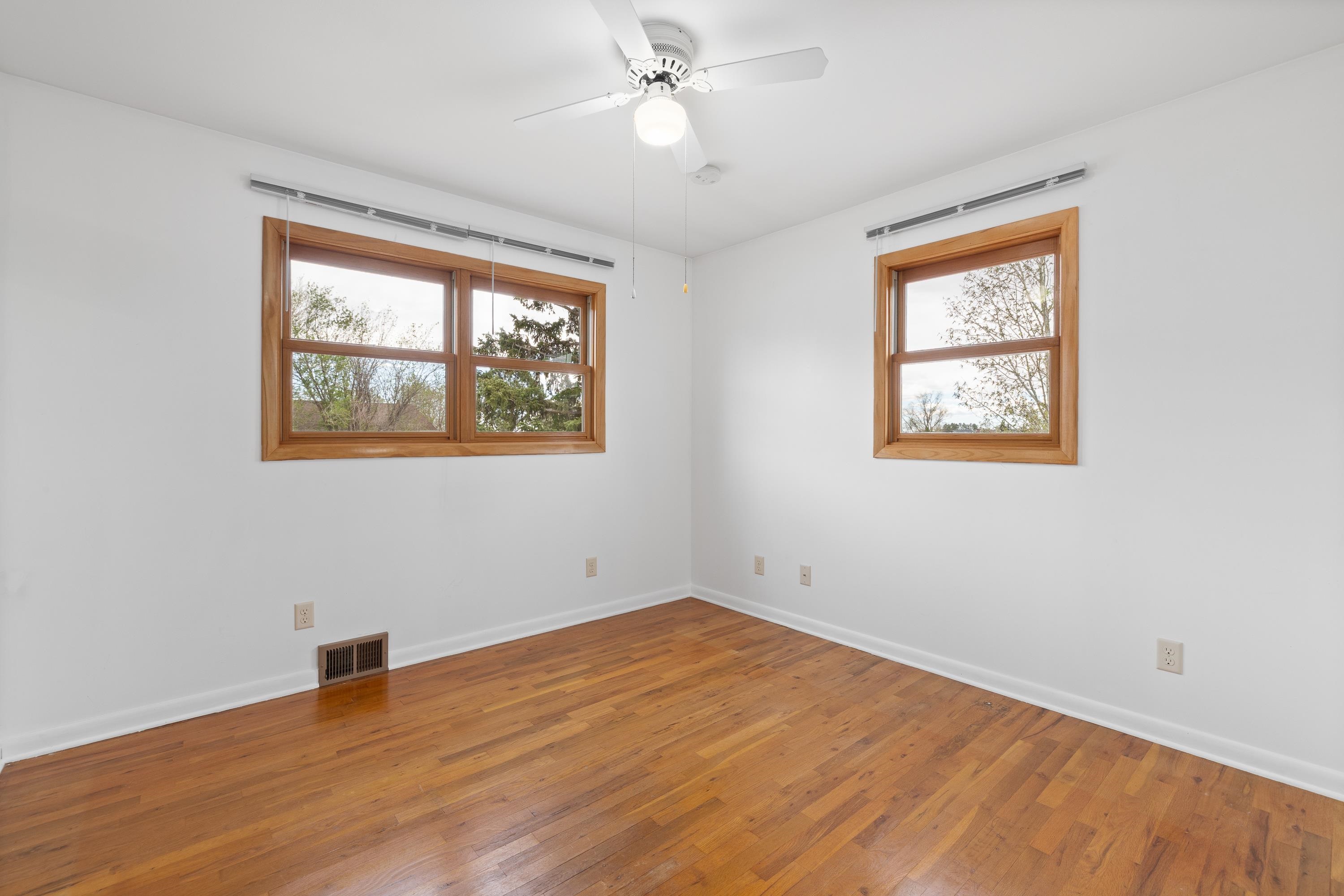 2801 Grandview Drive