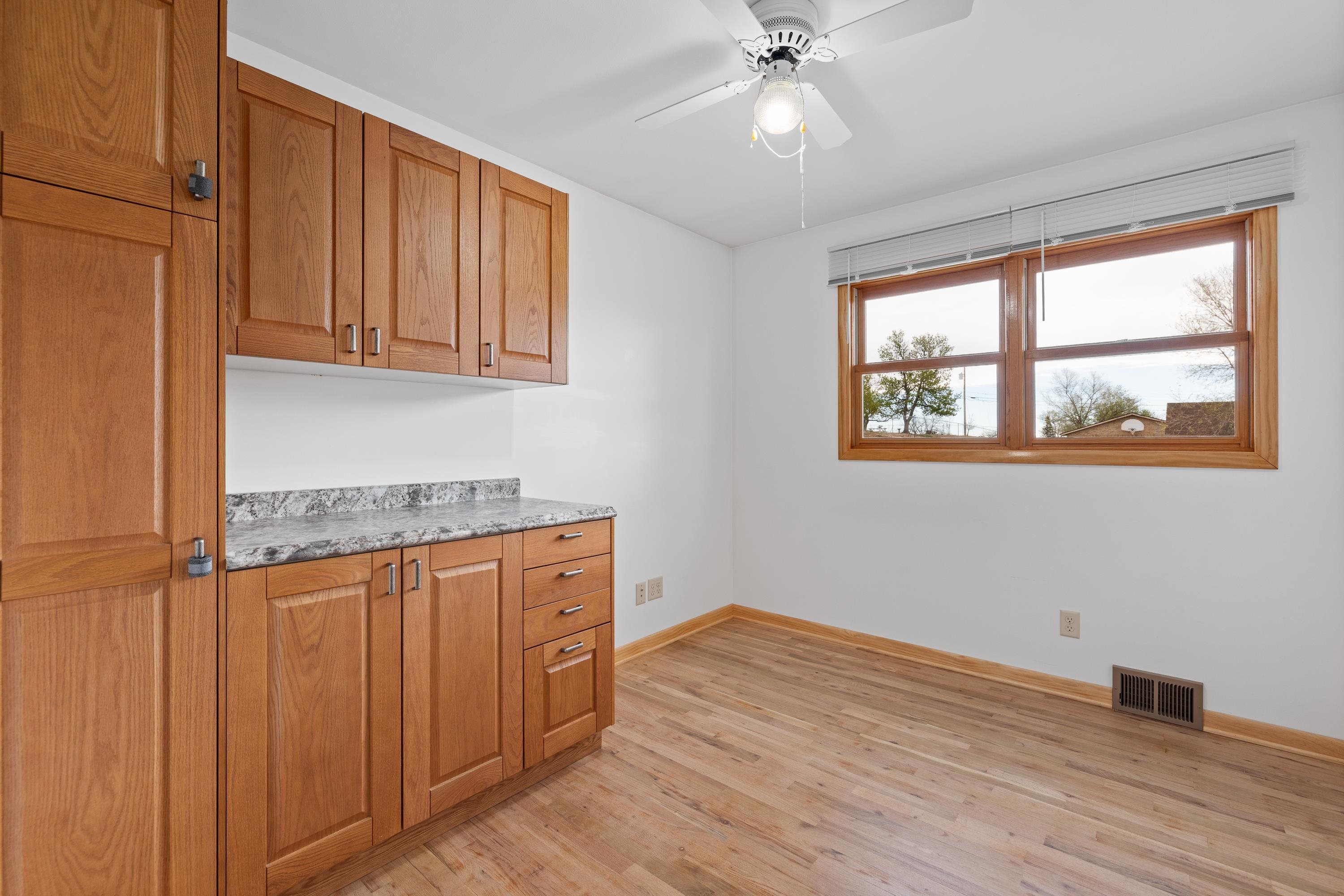 2801 Grandview Drive