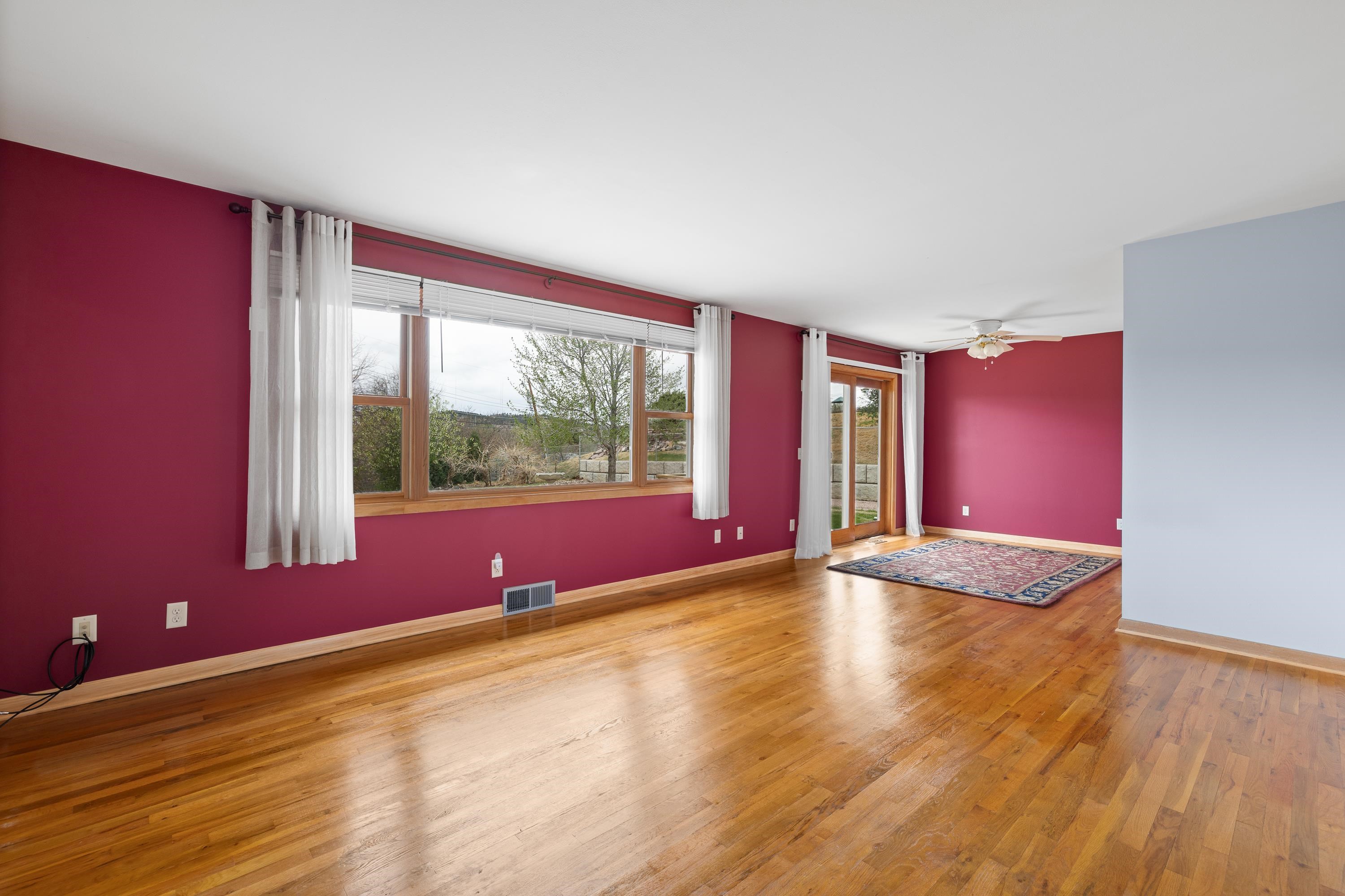 2801 Grandview Drive