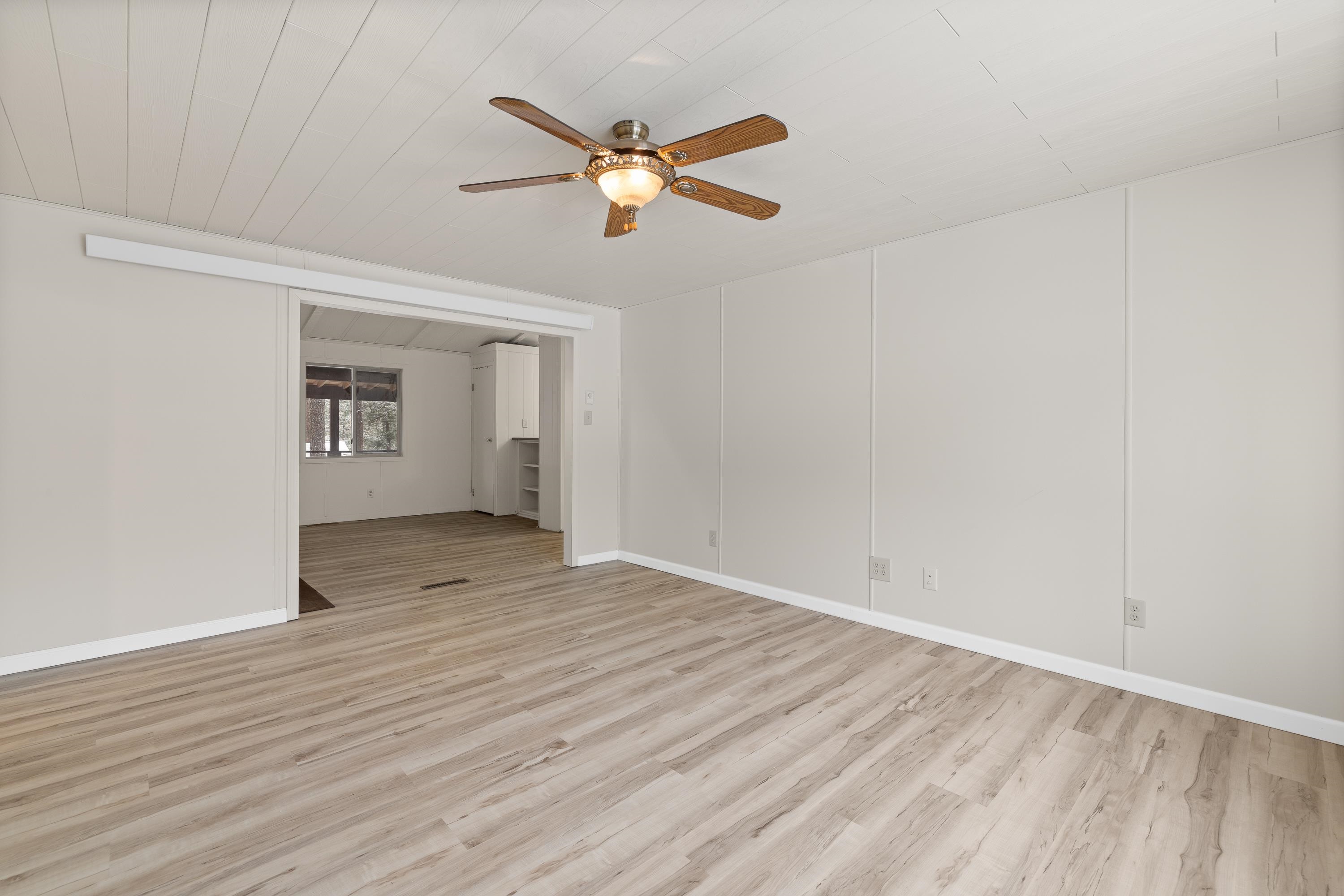 13073 Pine Cliff Circle