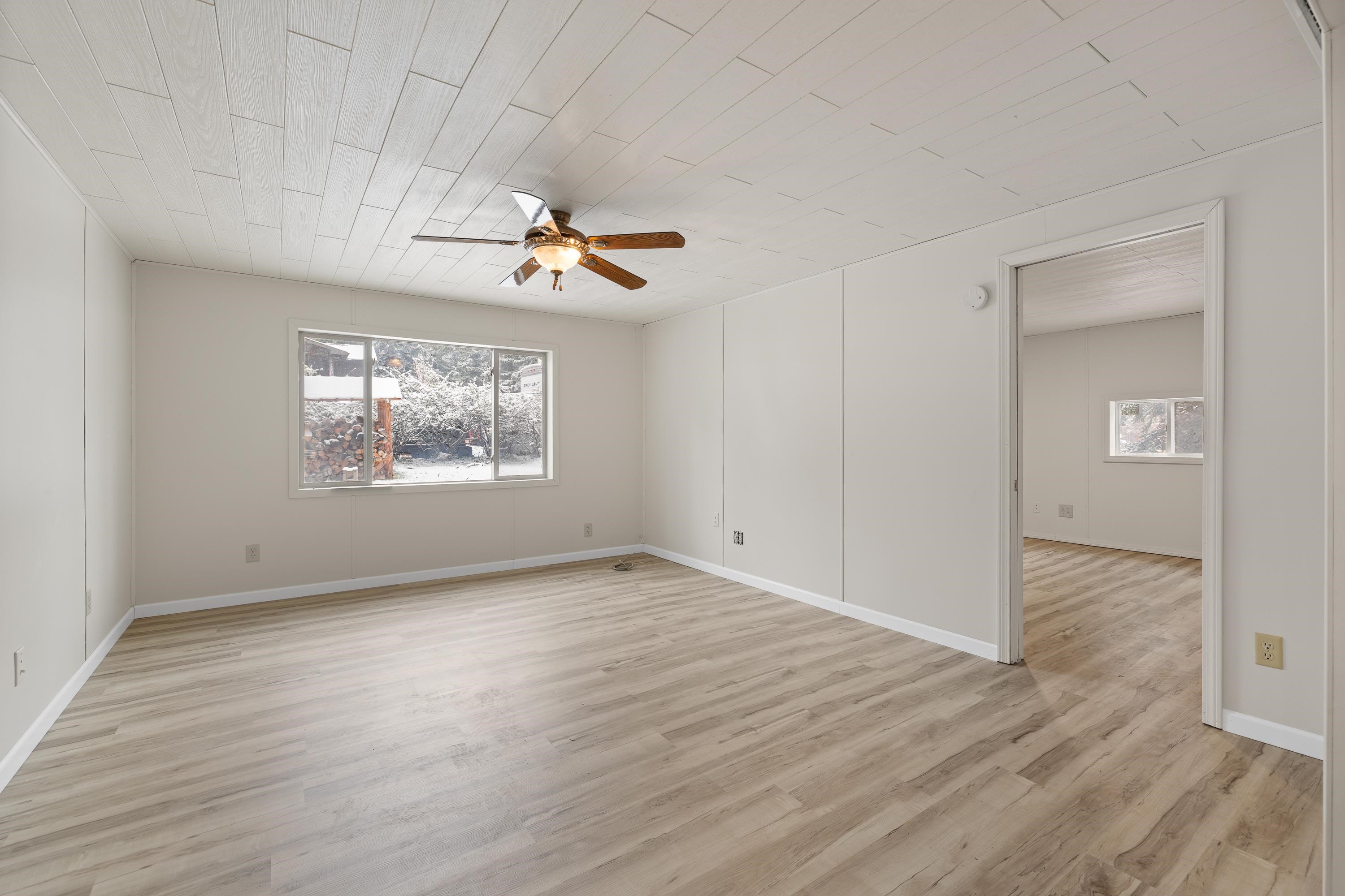13073 Pine Cliff Circle
