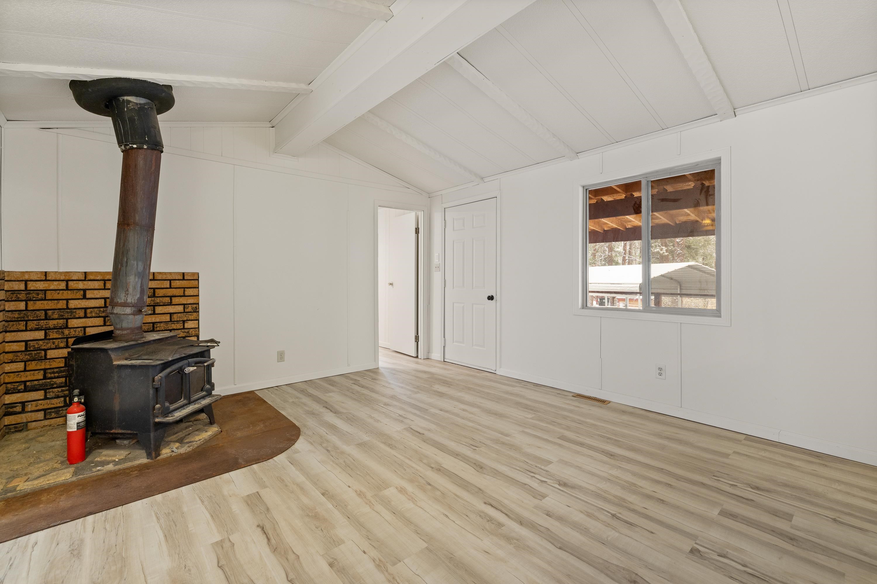 13073 Pine Cliff Circle