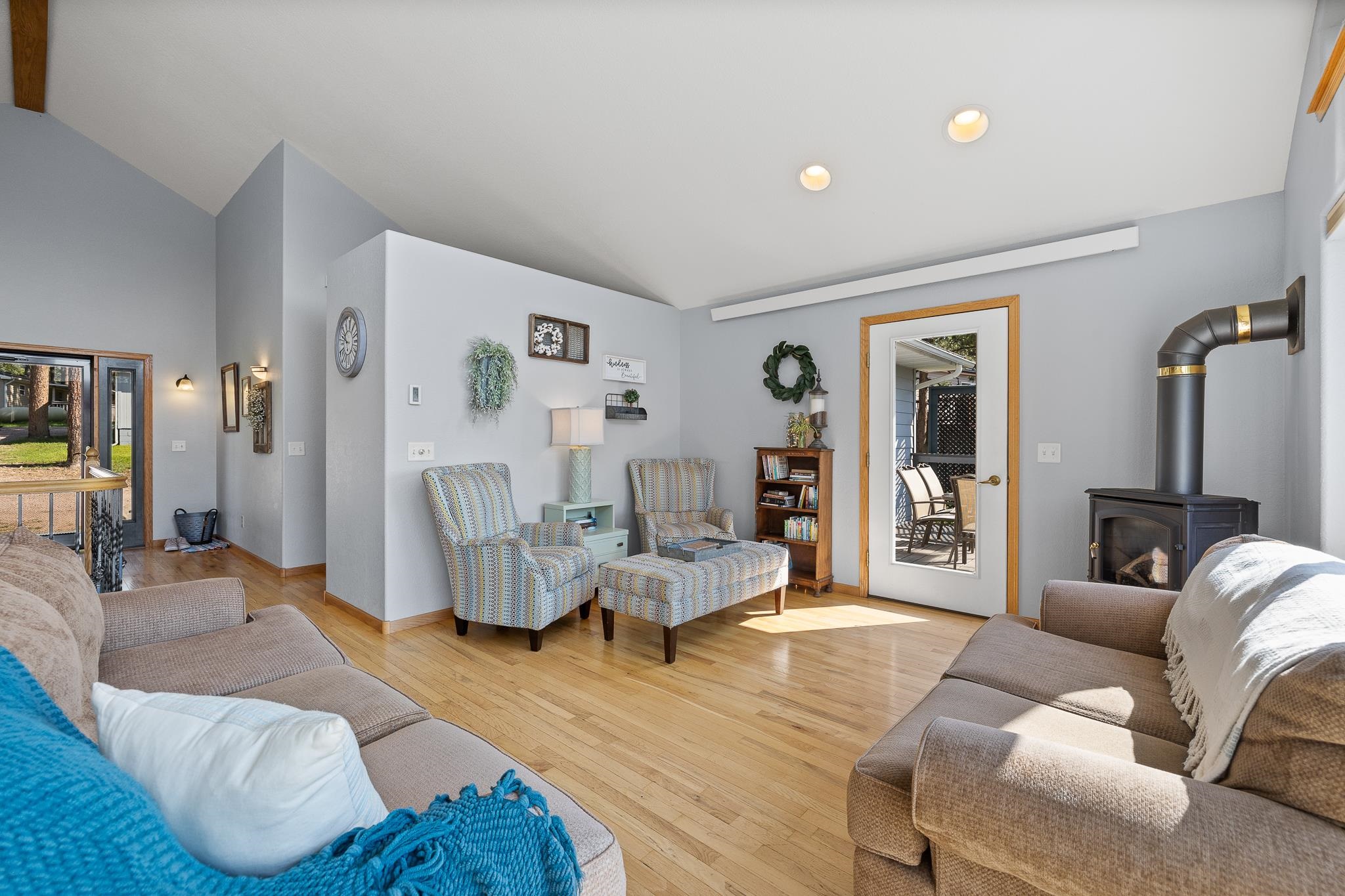 13082 Pine Cliff Circle