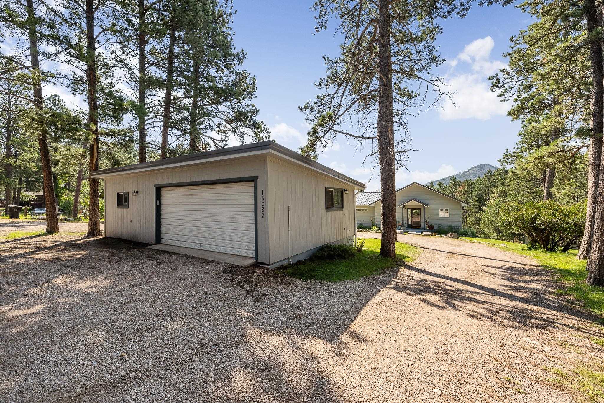 13082 Pine Cliff Circle