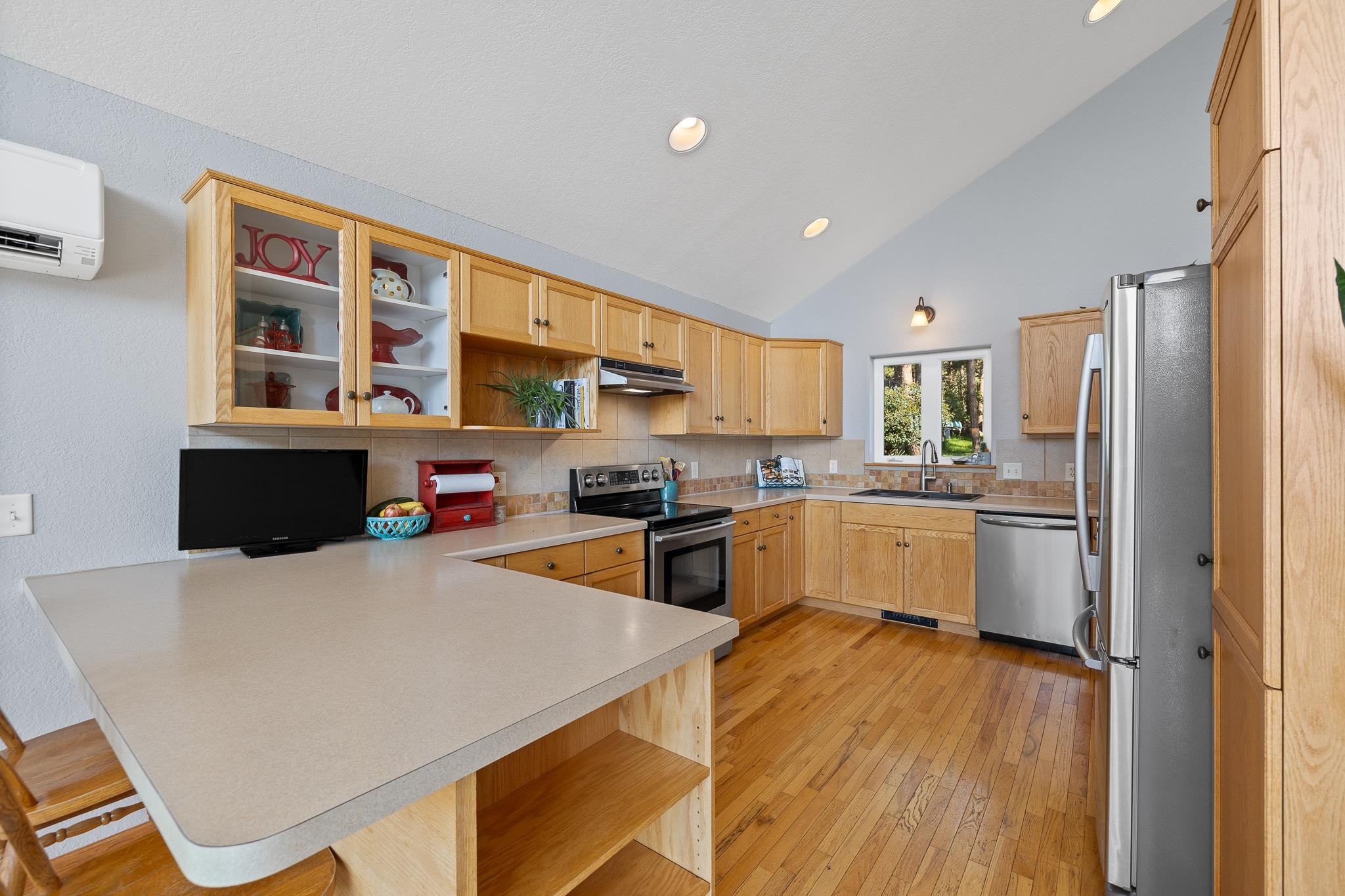 13082 Pine Cliff Circle