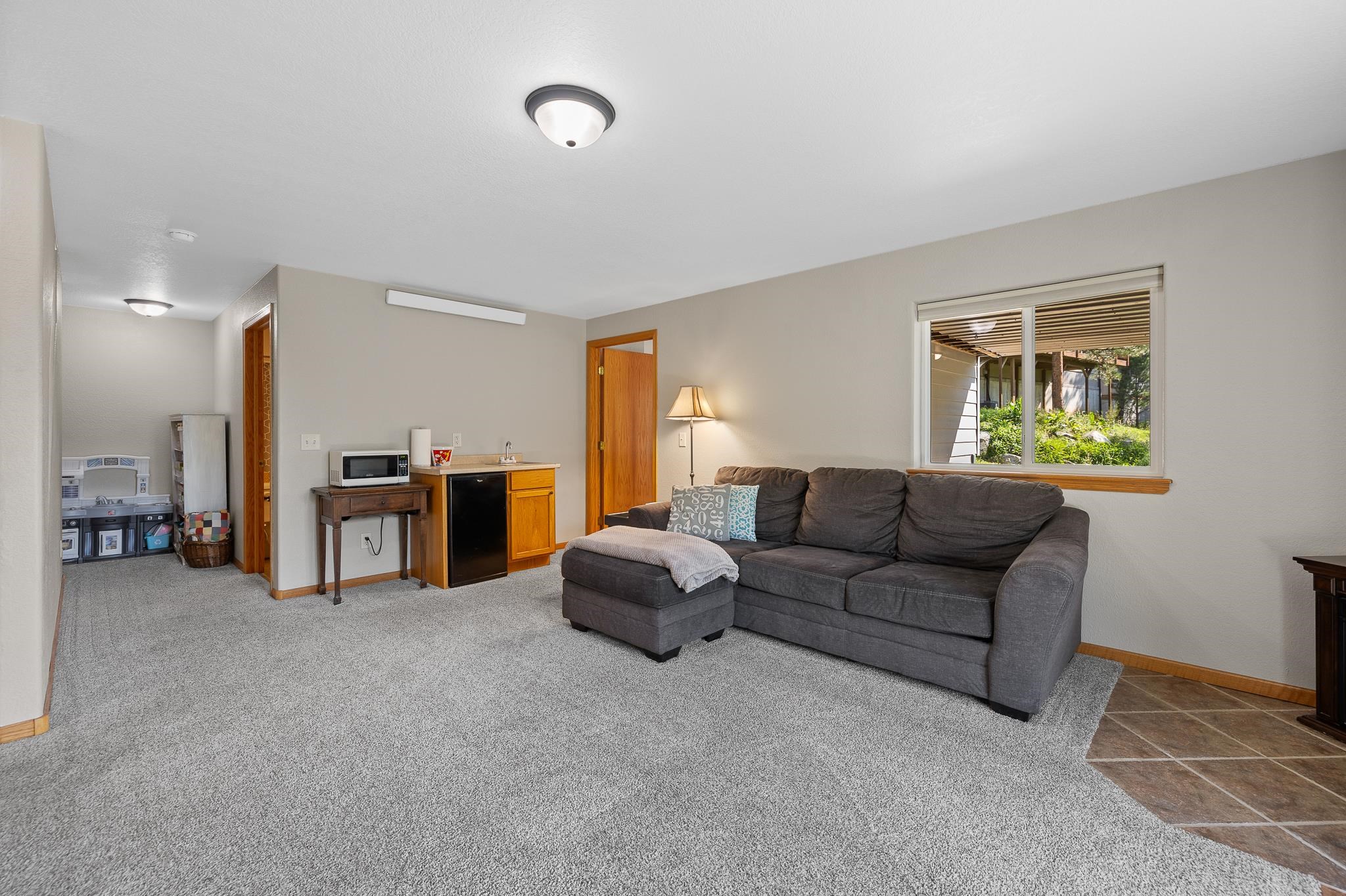 13082 Pine Cliff Circle