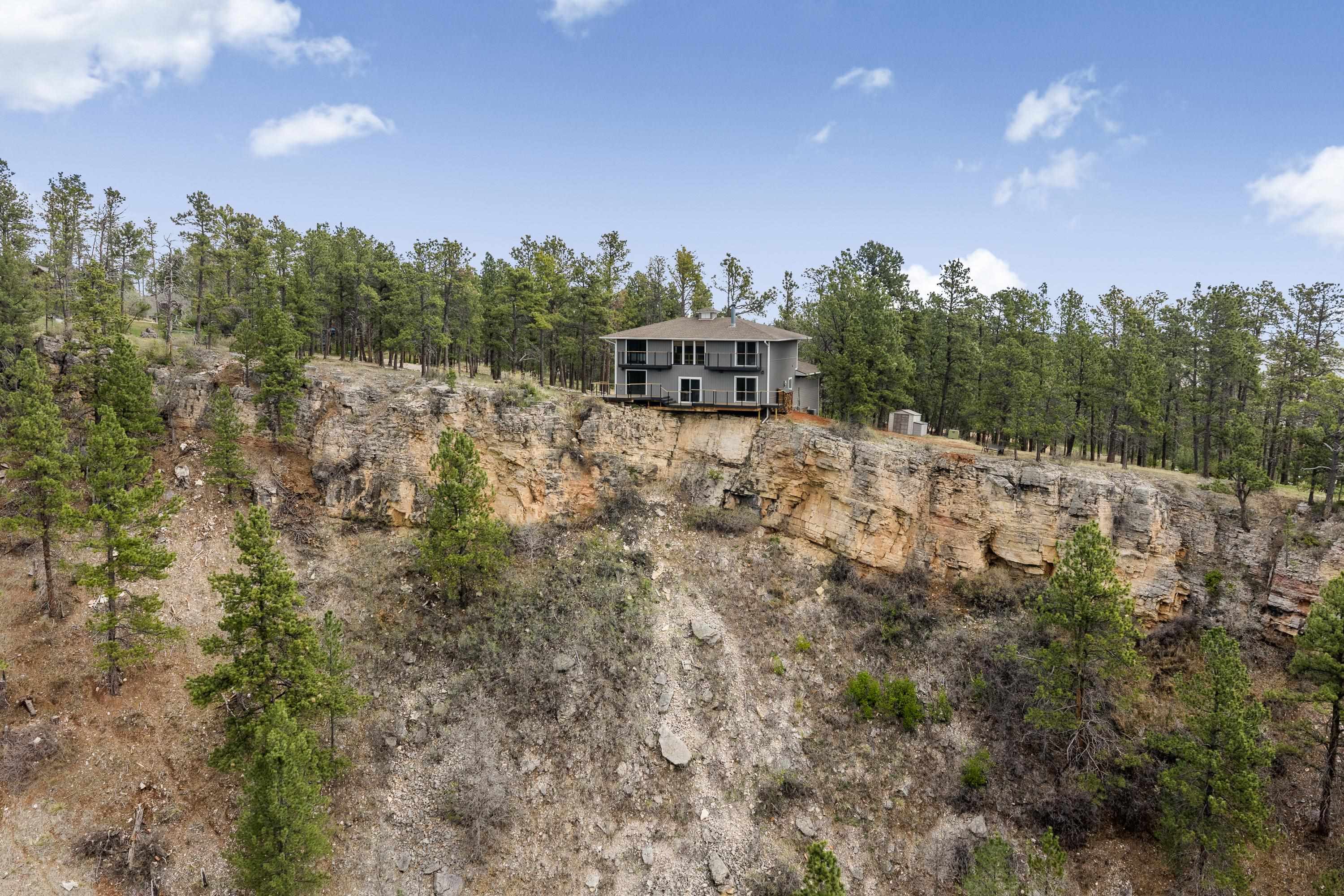 6807 Ridgeview Drive