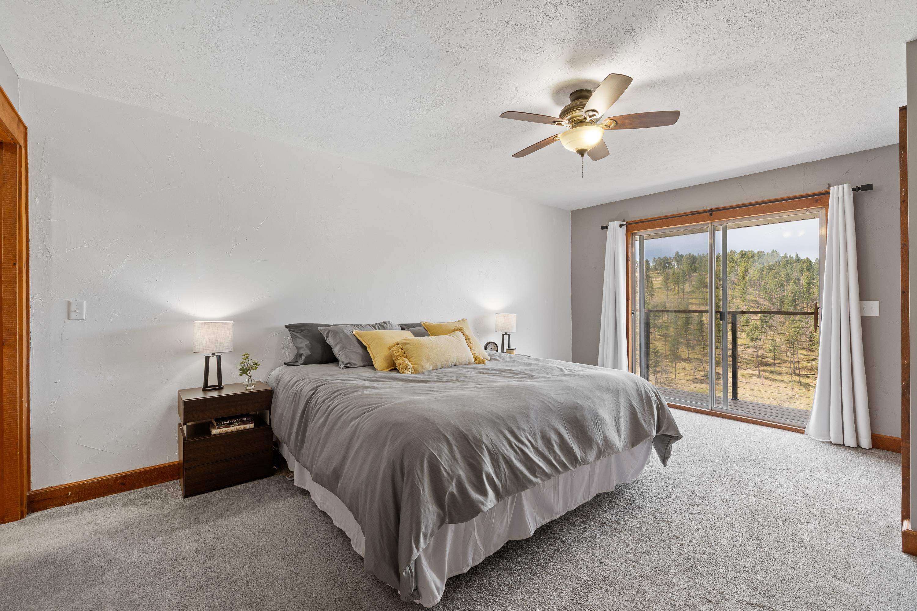 6807 Ridgeview Drive