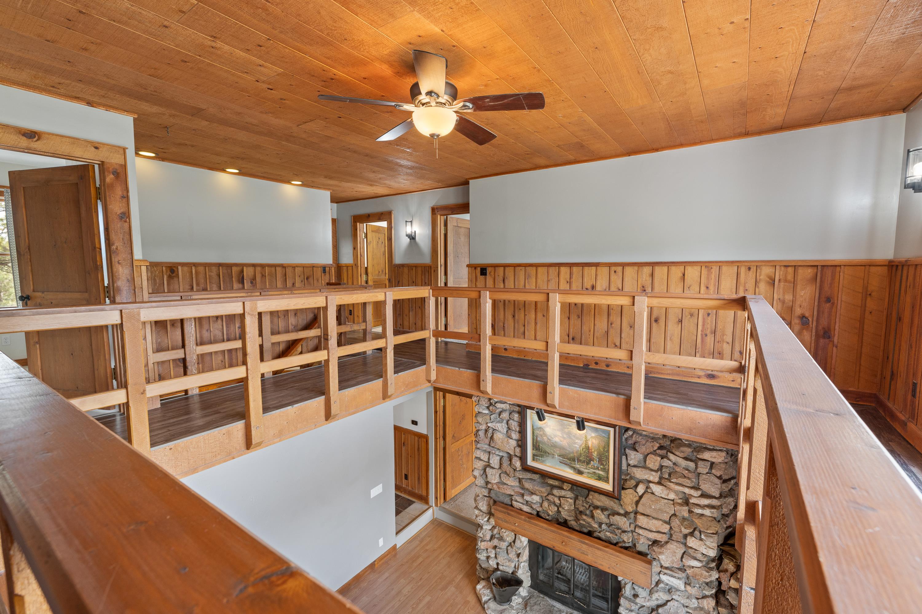 6807 Ridgeview Drive
