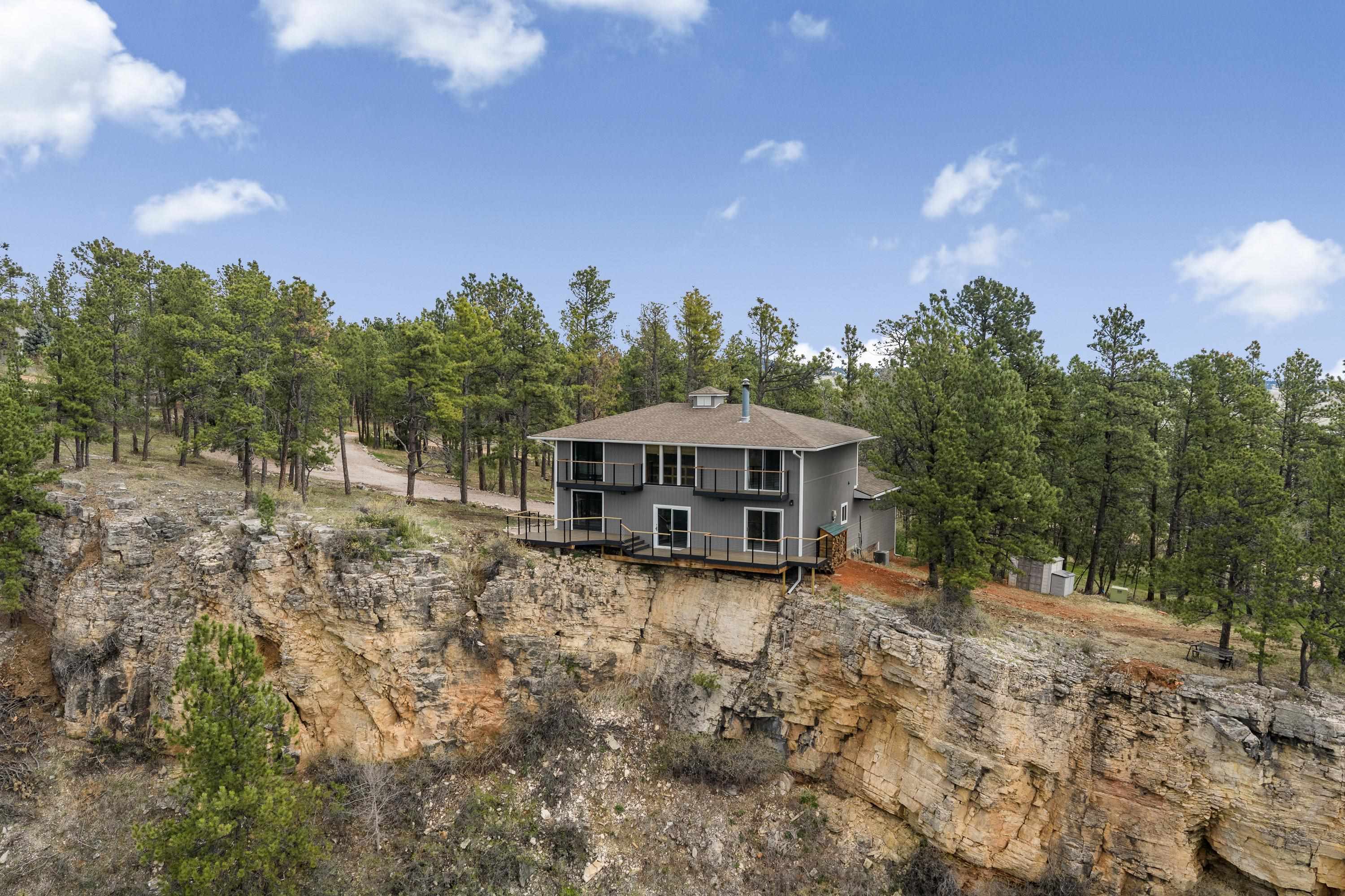 6807 Ridgeview Drive
