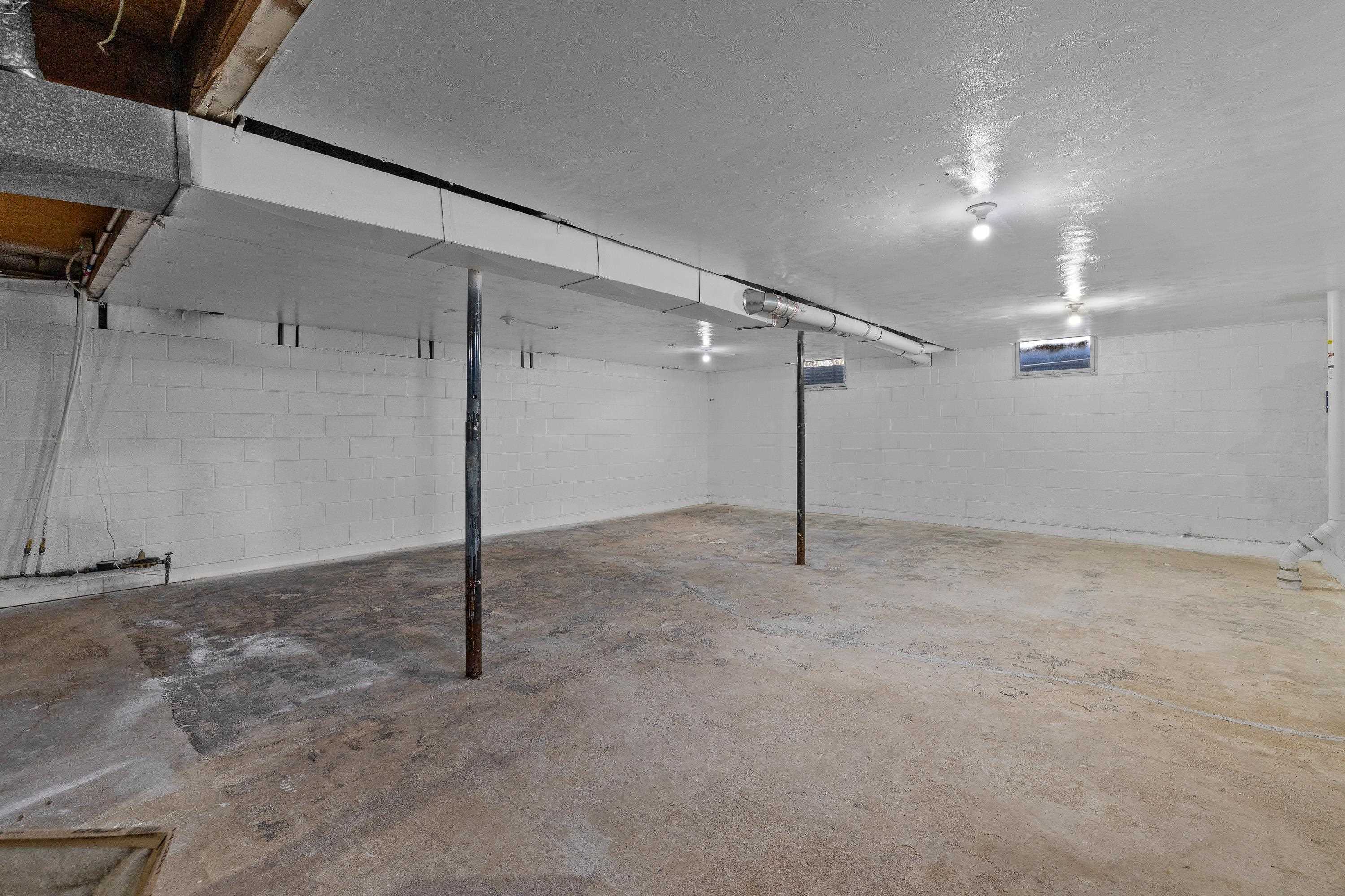 2814 Martin Ln