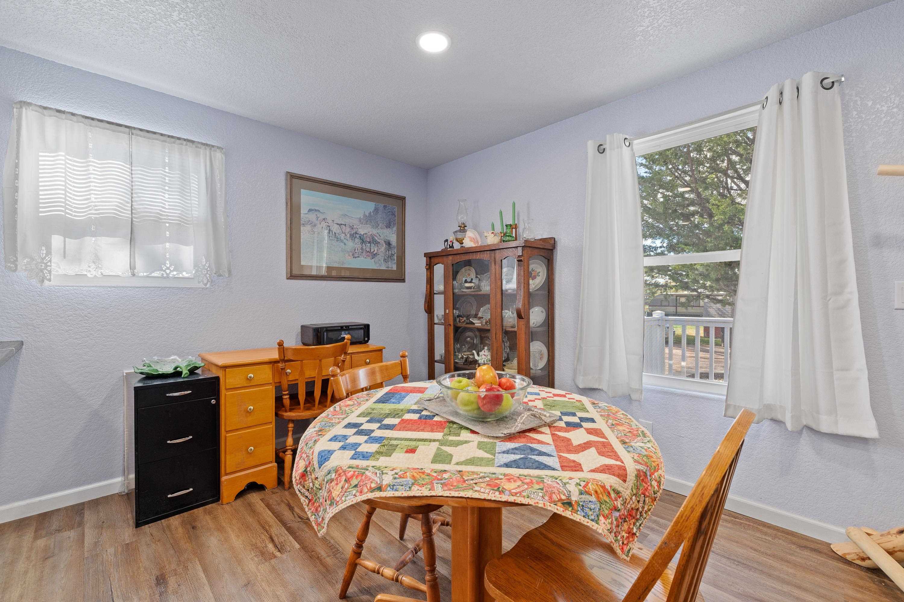 2814 Martin Ln