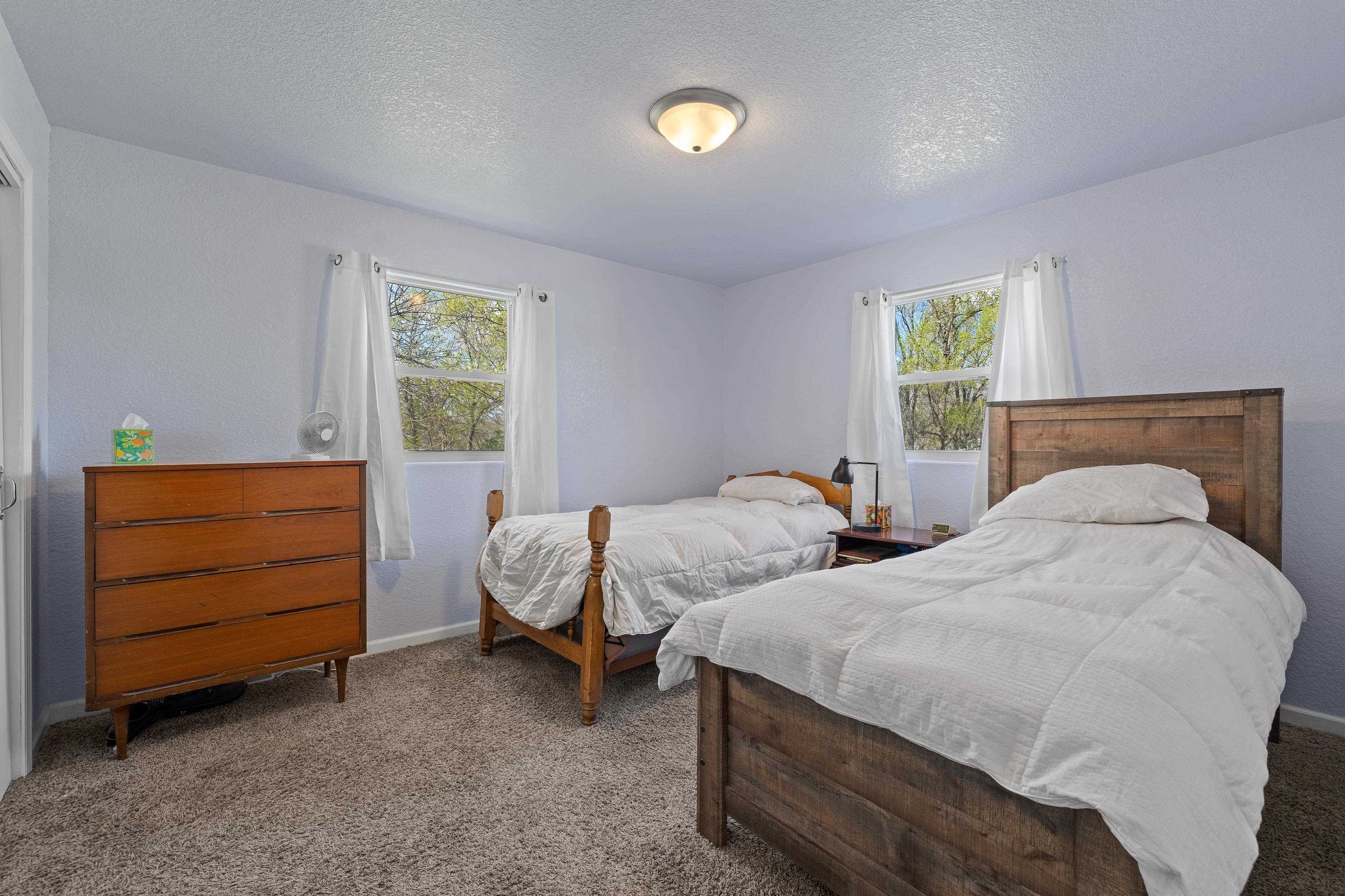 2814 Martin Ln