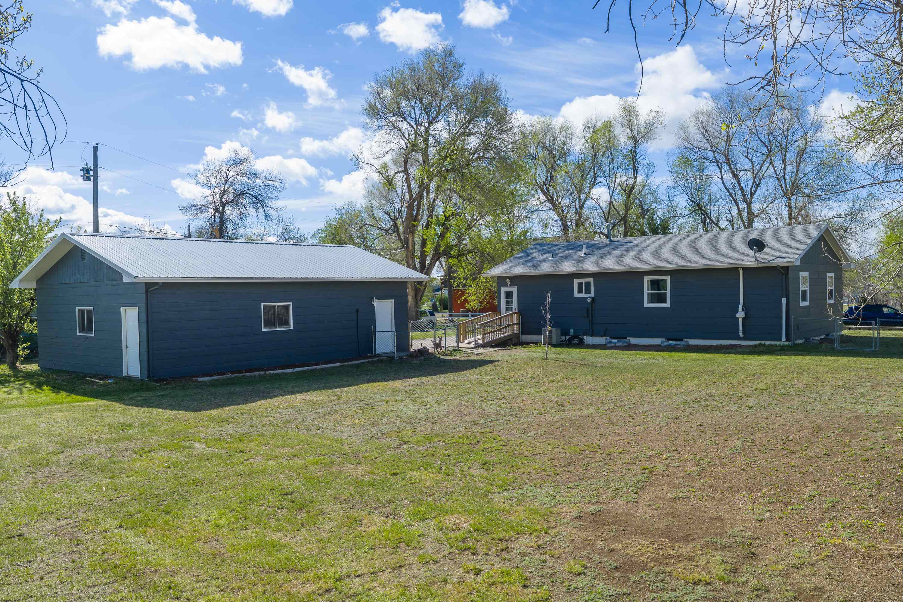 2814 Martin Ln