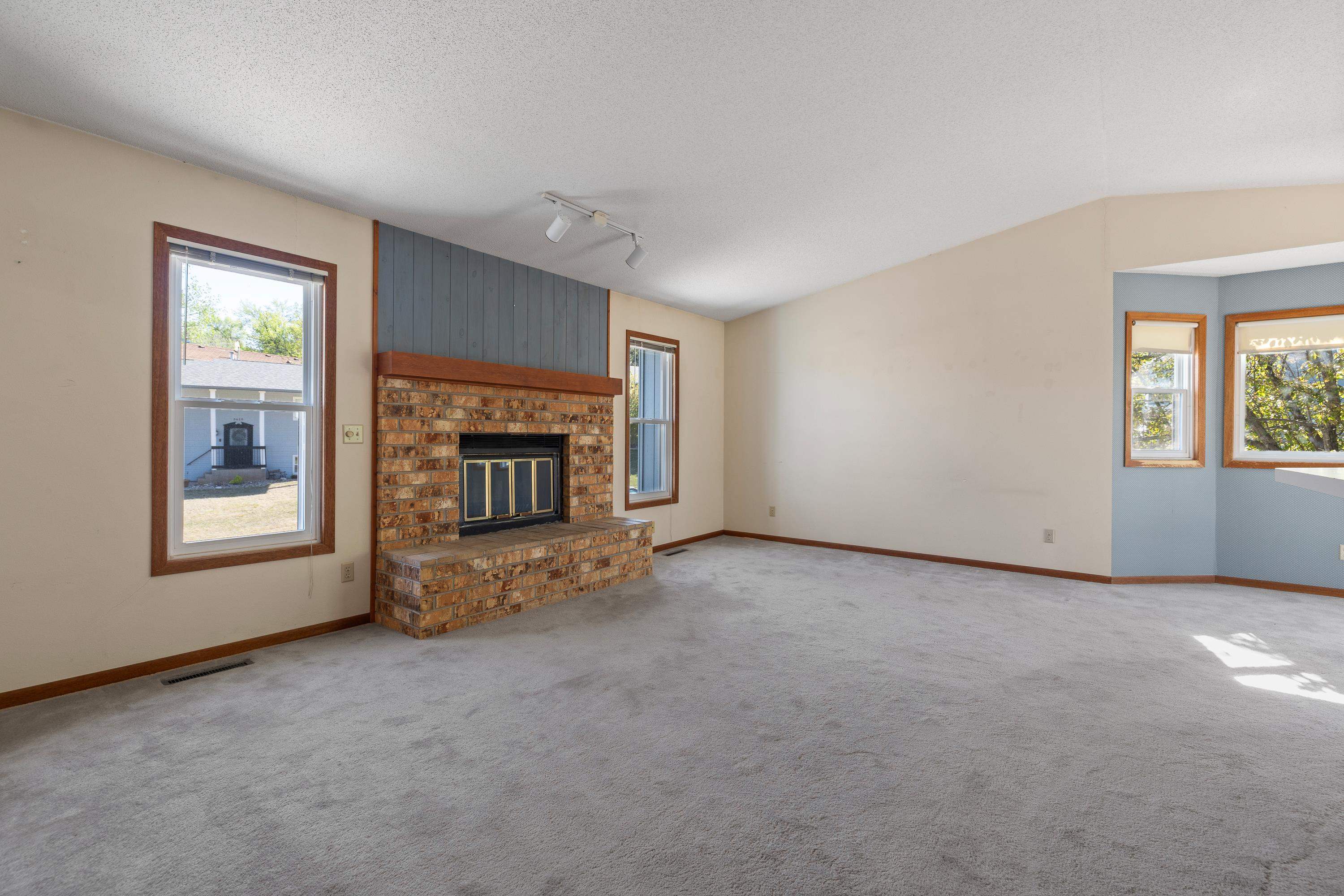 3701 Westridge Road