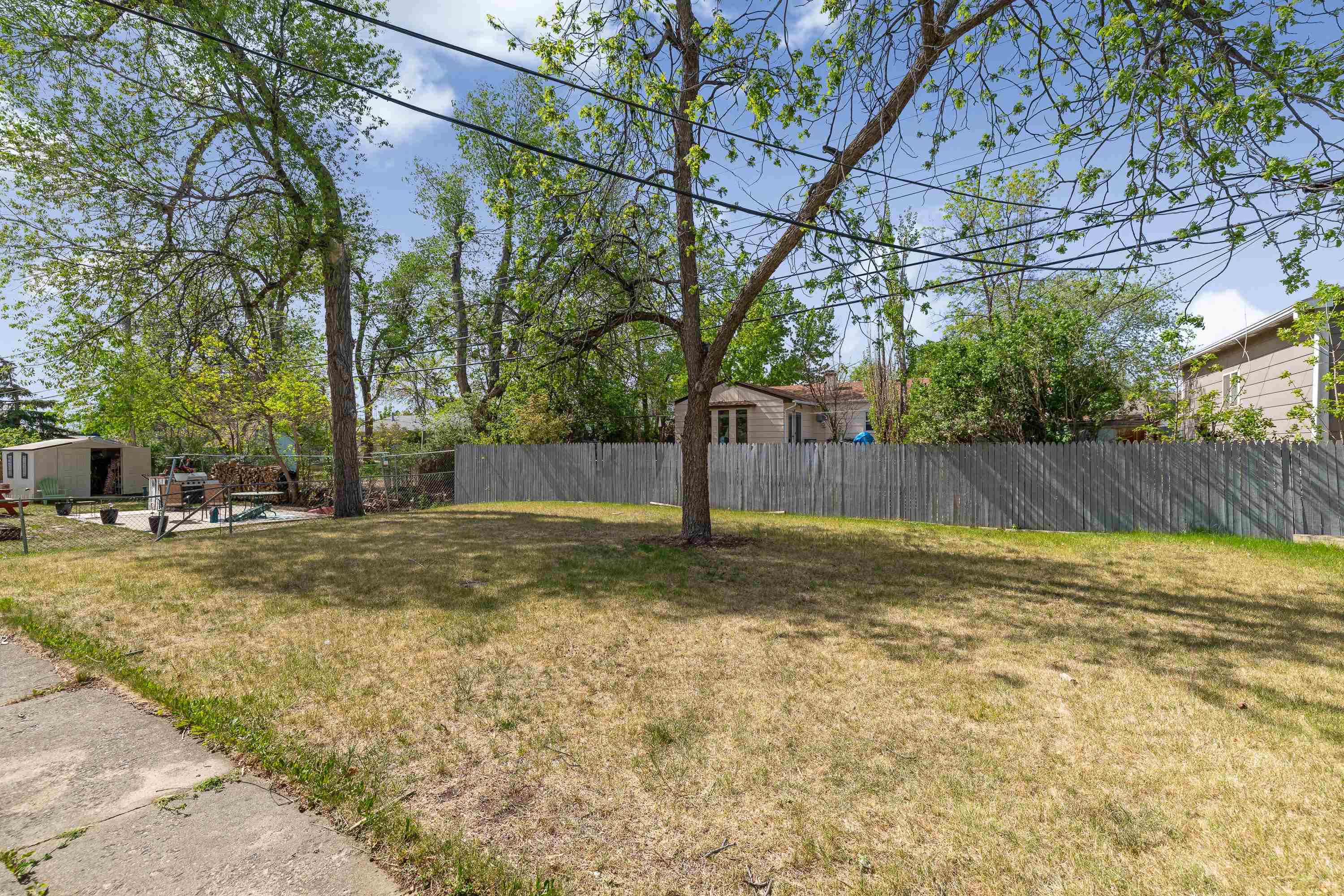 429 E Idaho Street