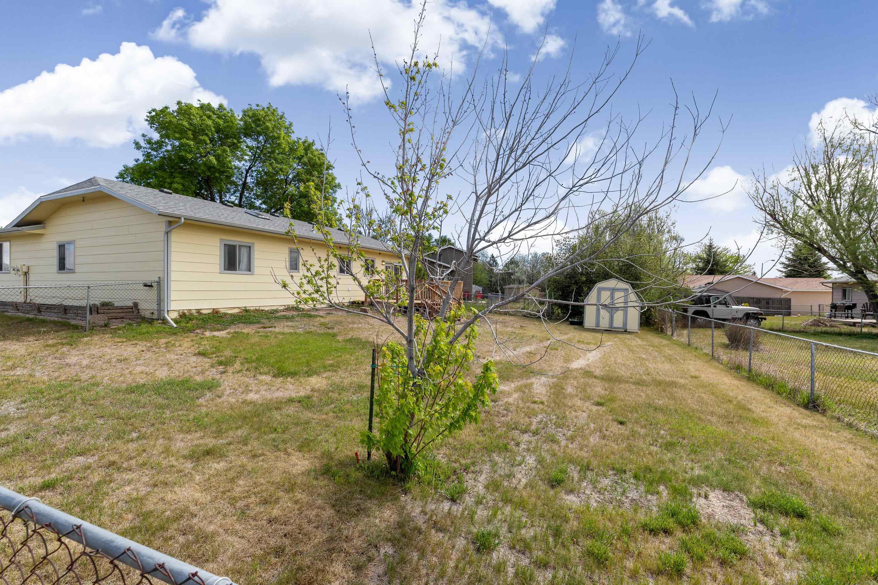 5505 N Pitch Court