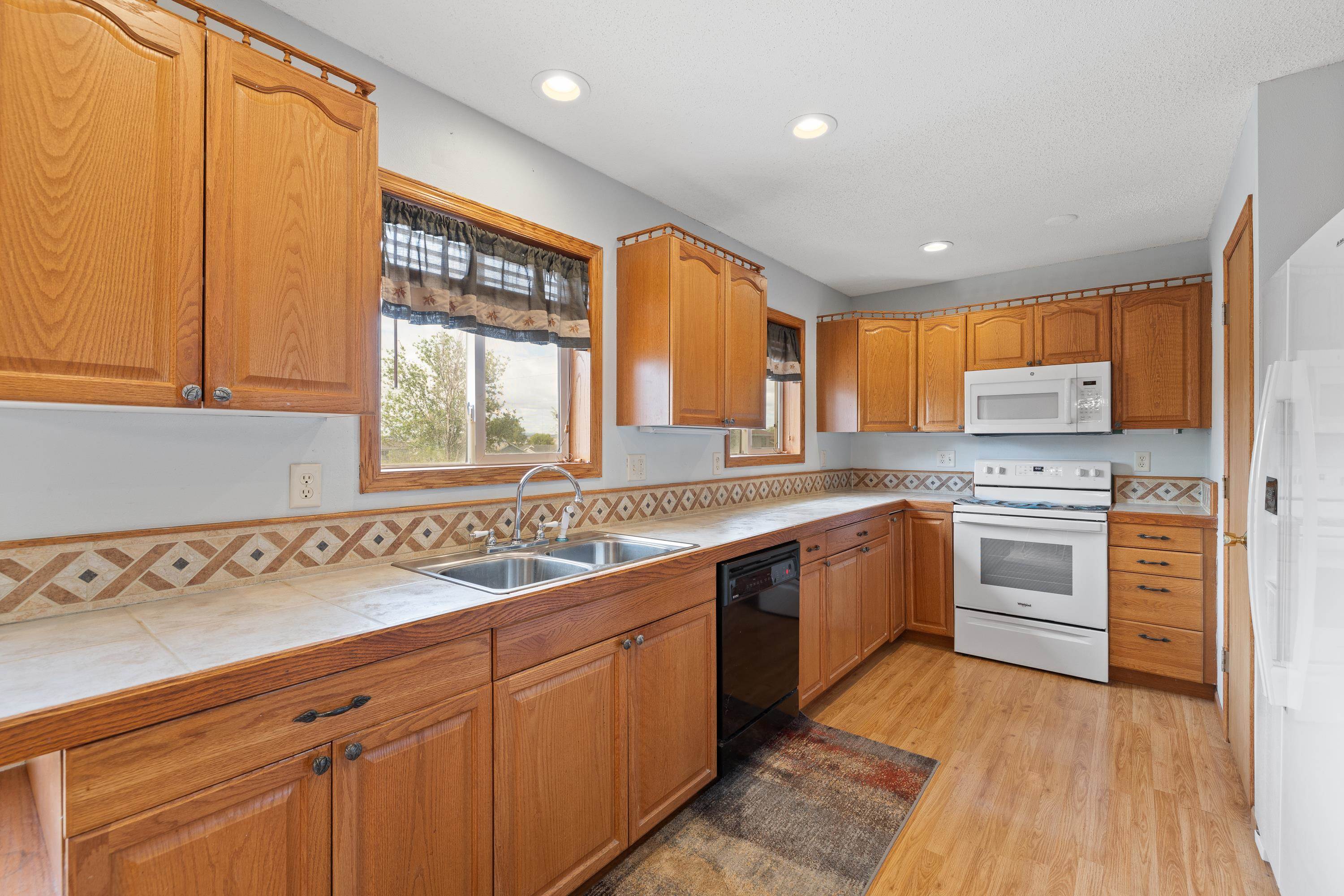 5505 N Pitch Court