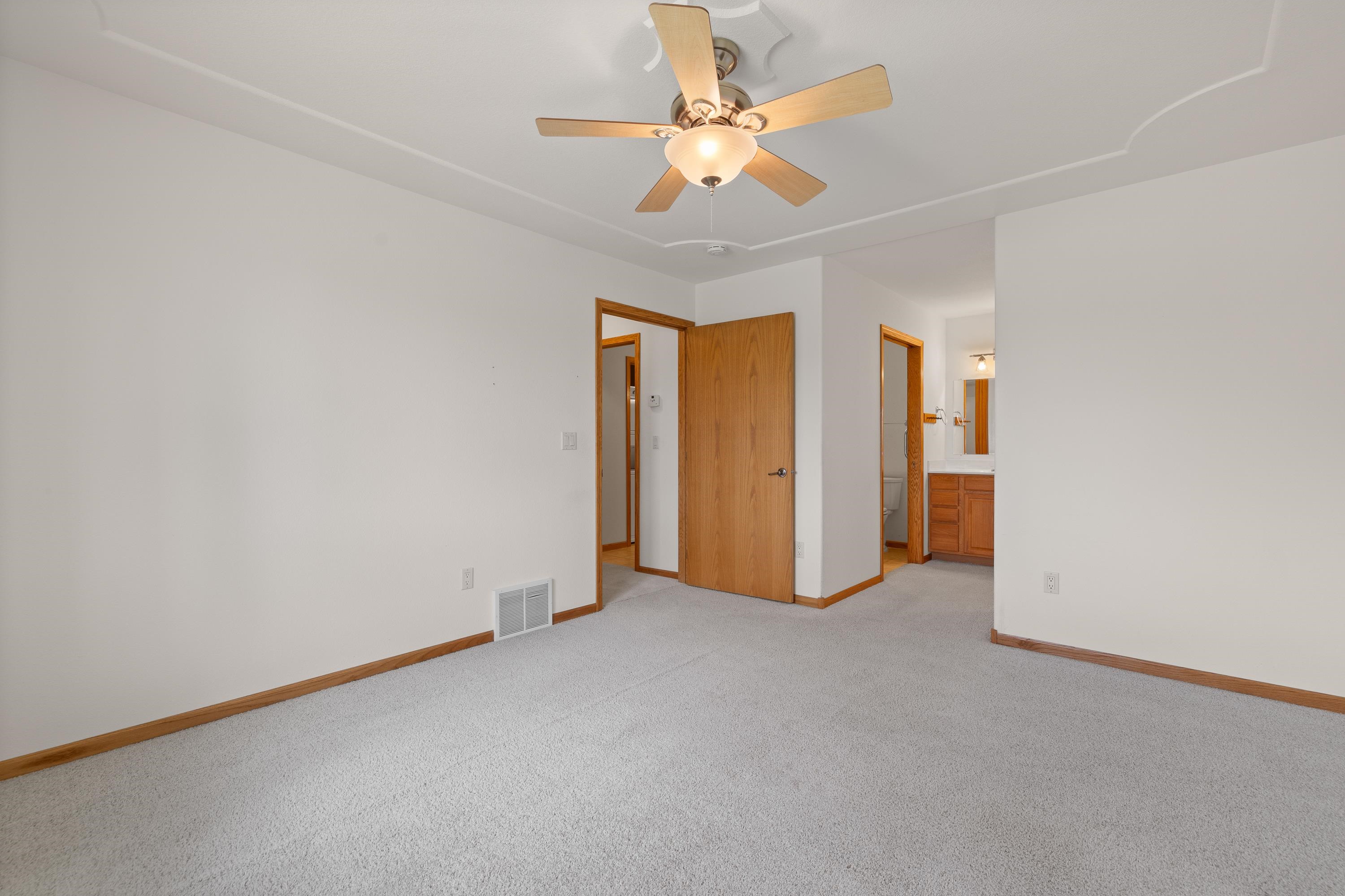 1823 Sunny Springs Drive