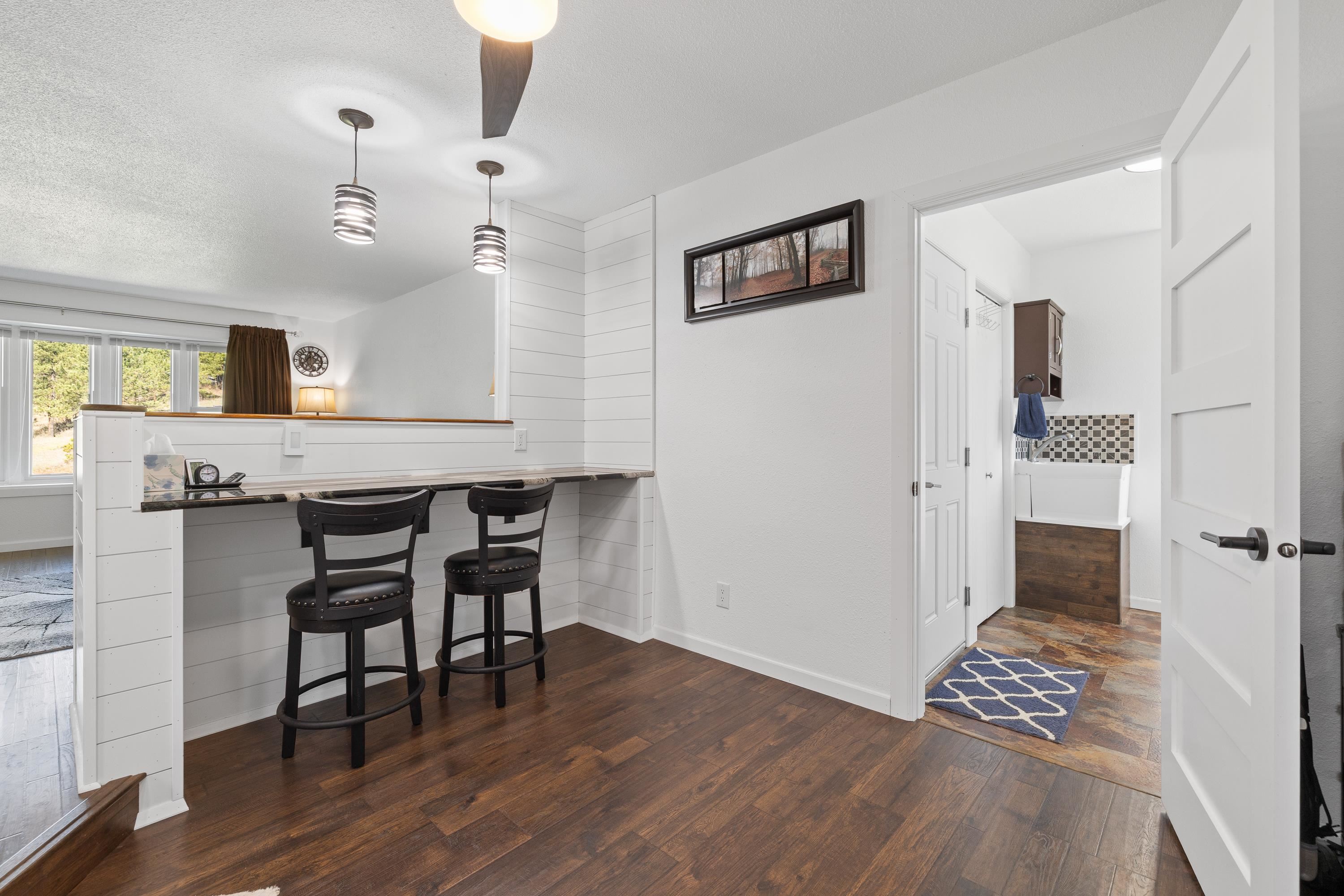 4870 Skyview Drive