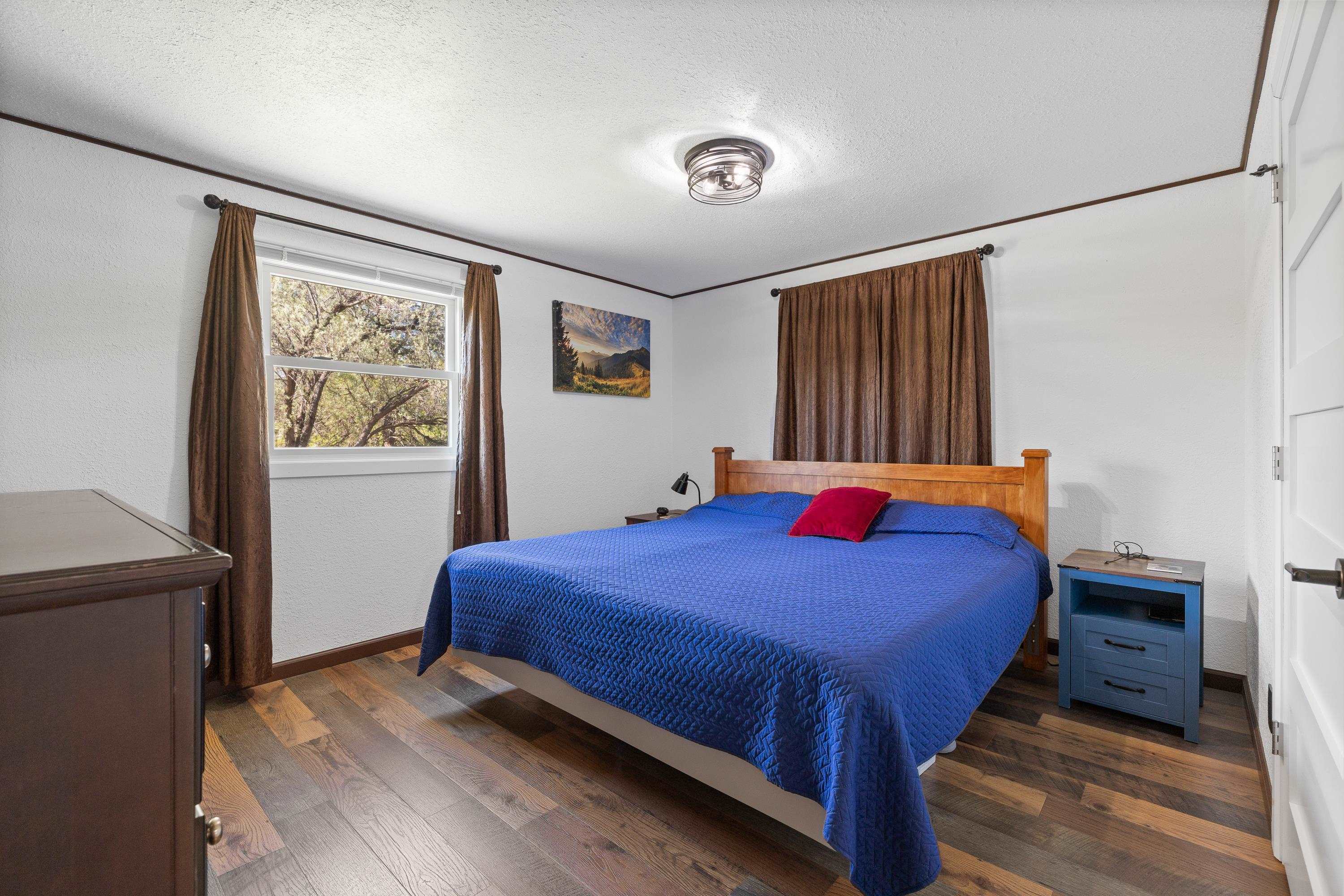 4870 Skyview Drive