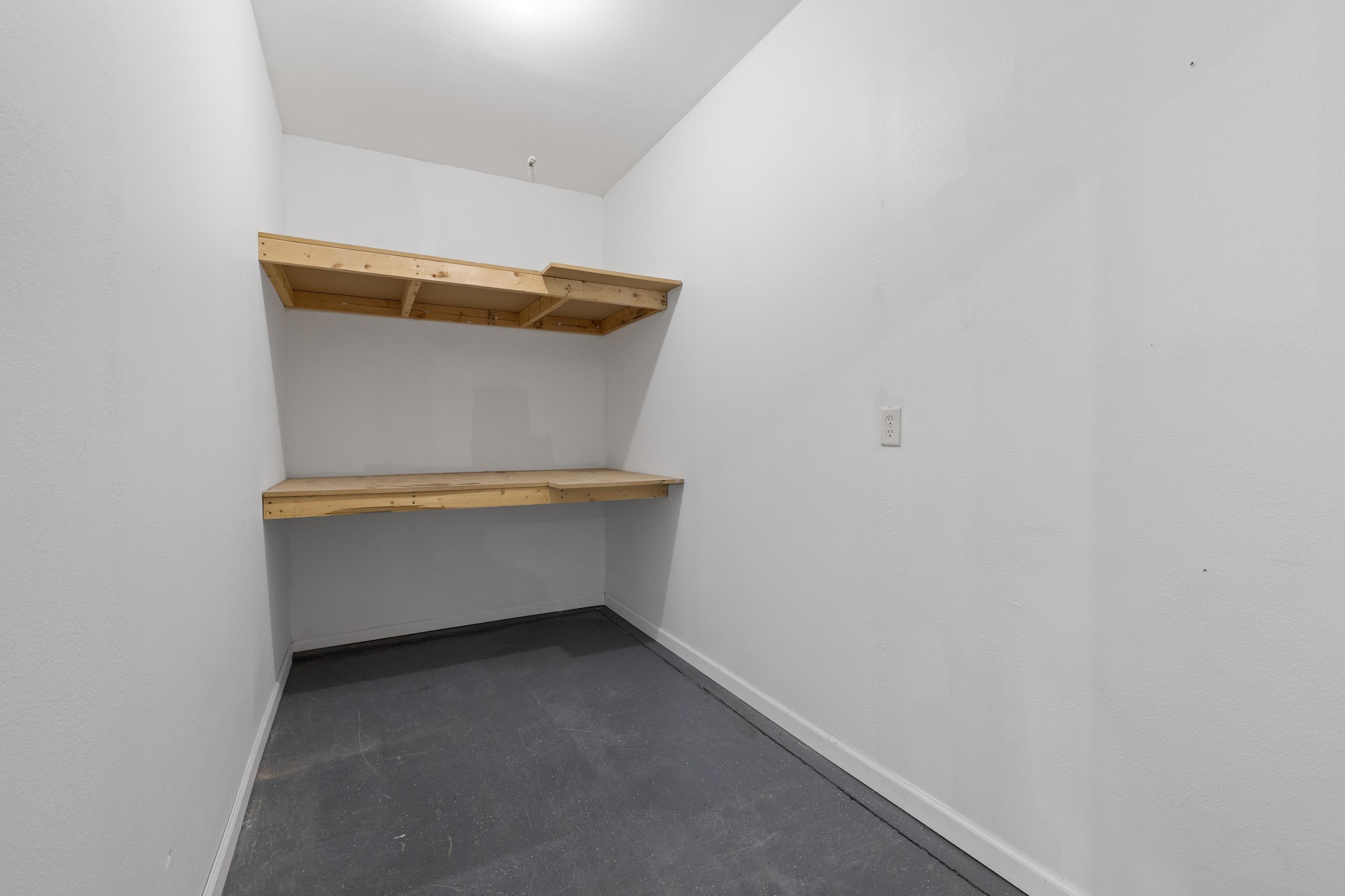 328 Ruhe Lane