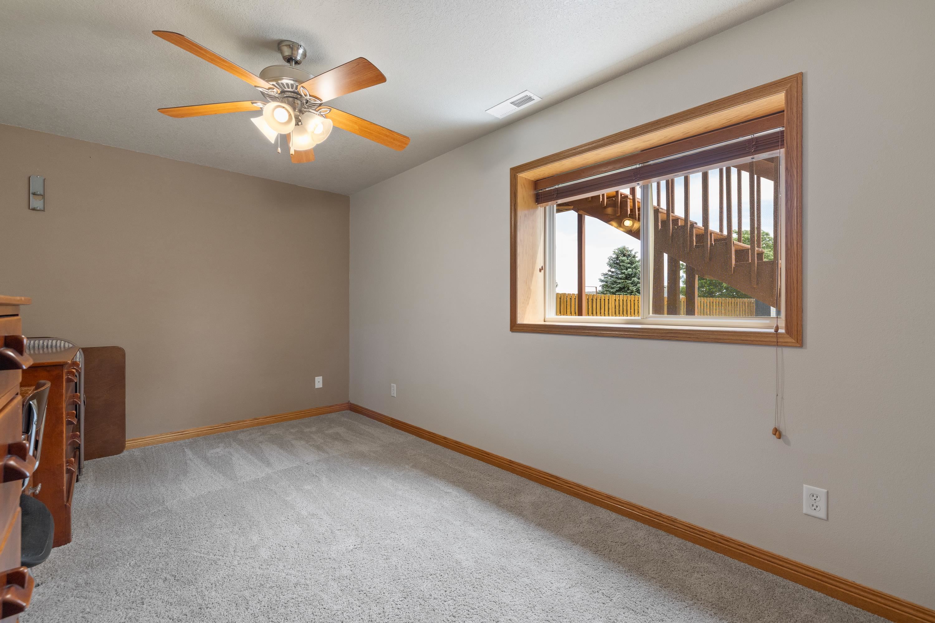 9850 Kingsbury Ct