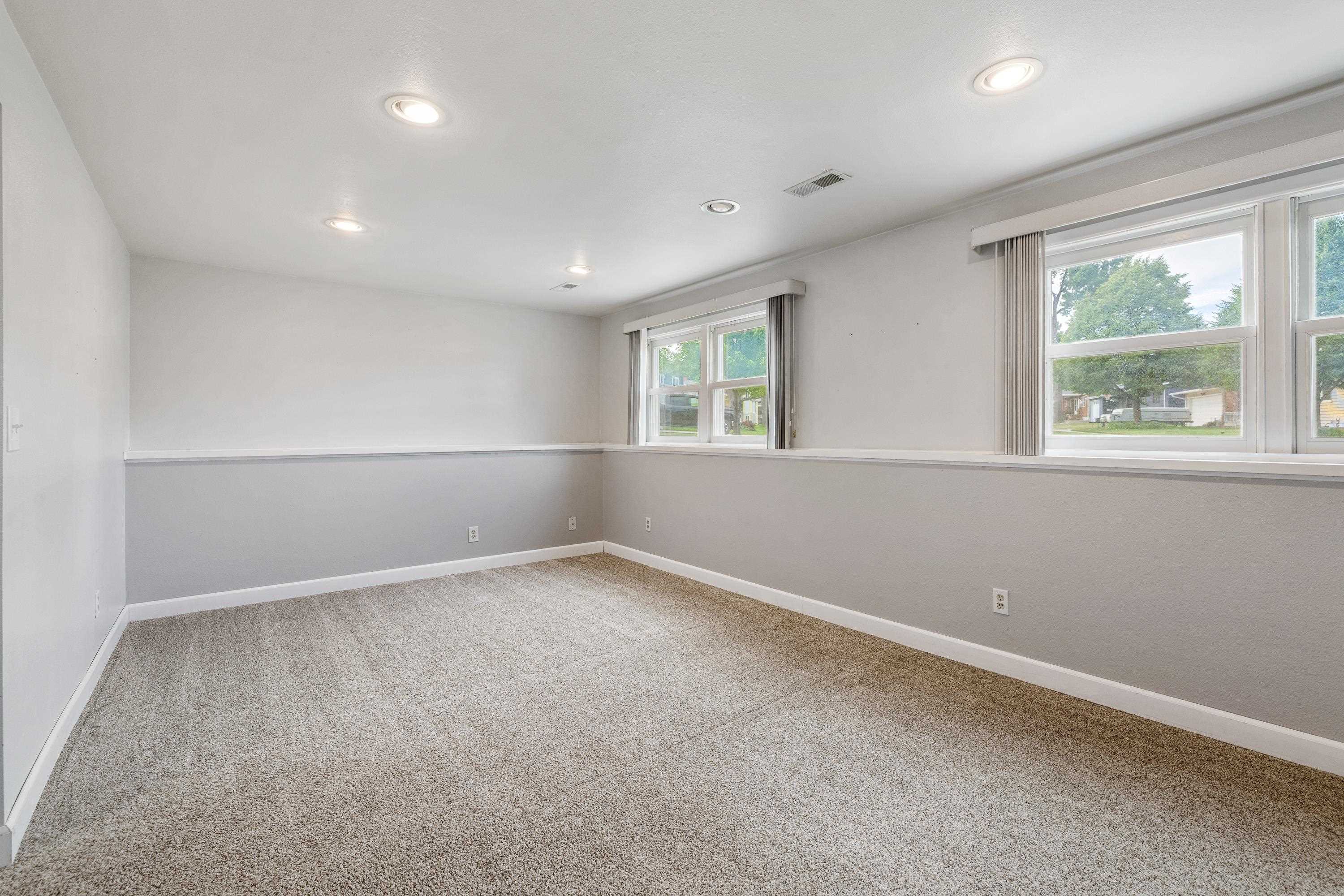 2206 Lockwood Drive