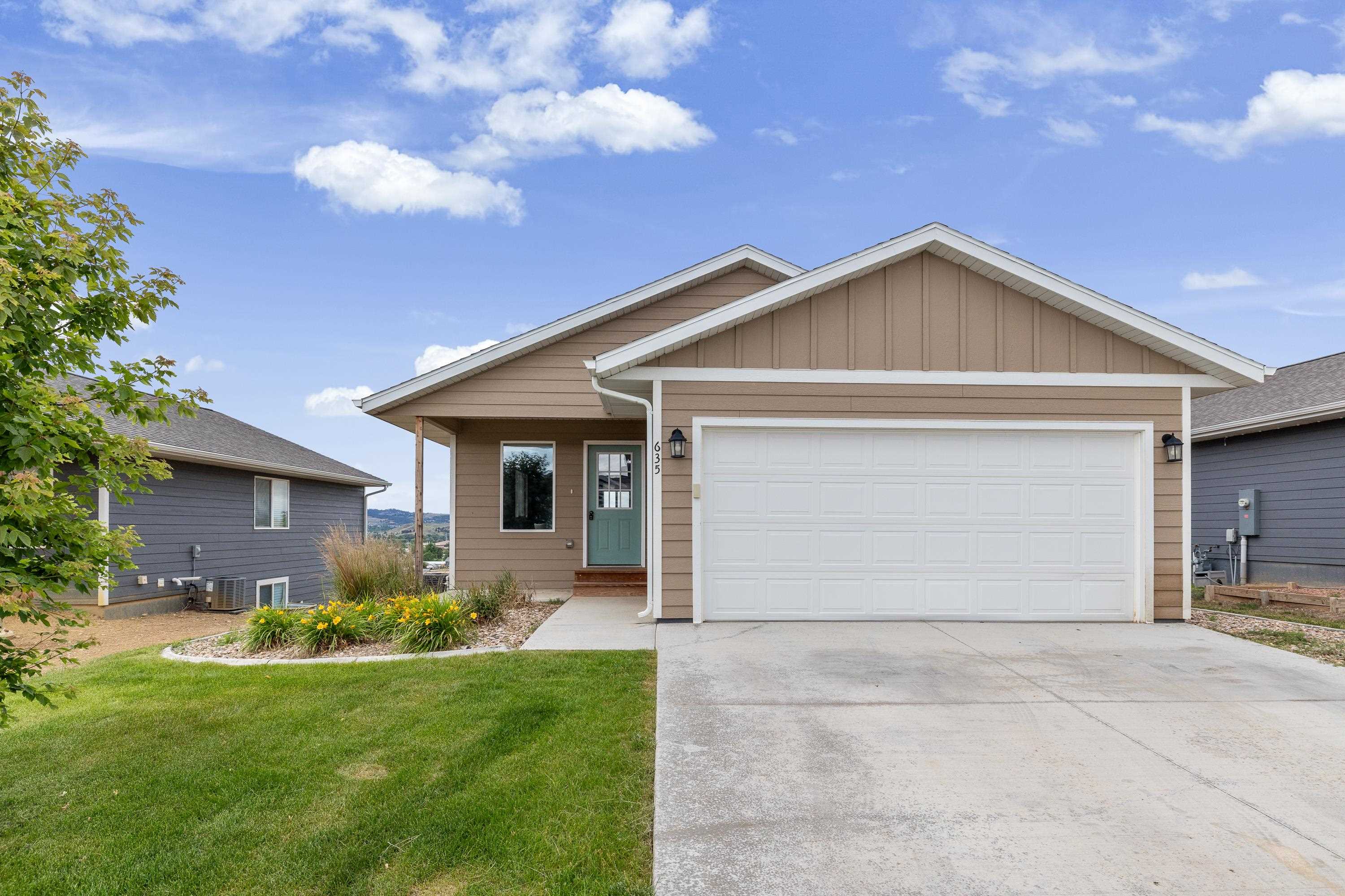 635 Diamond Ridge Boulevard