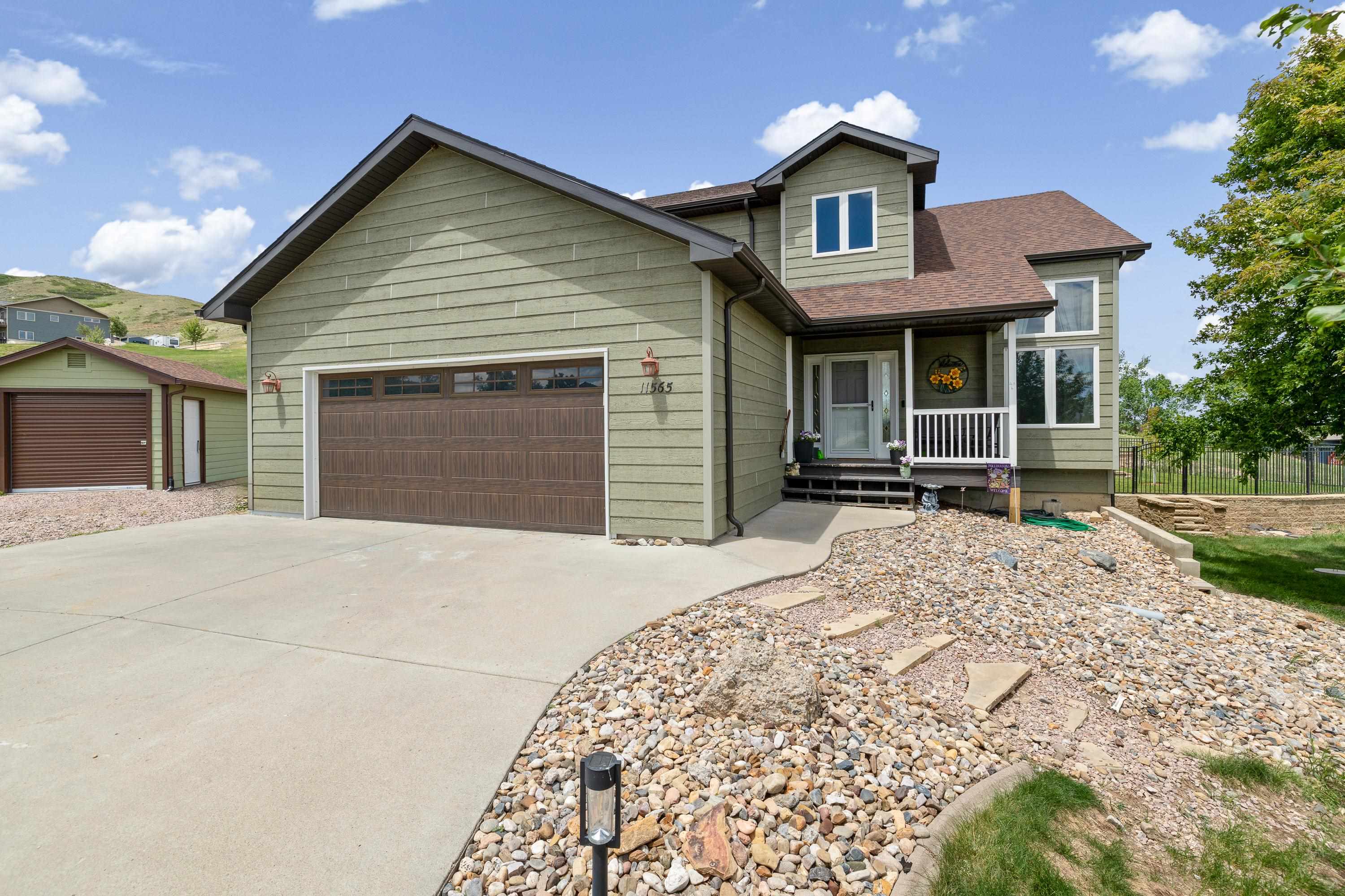 11565 Saddleback Court