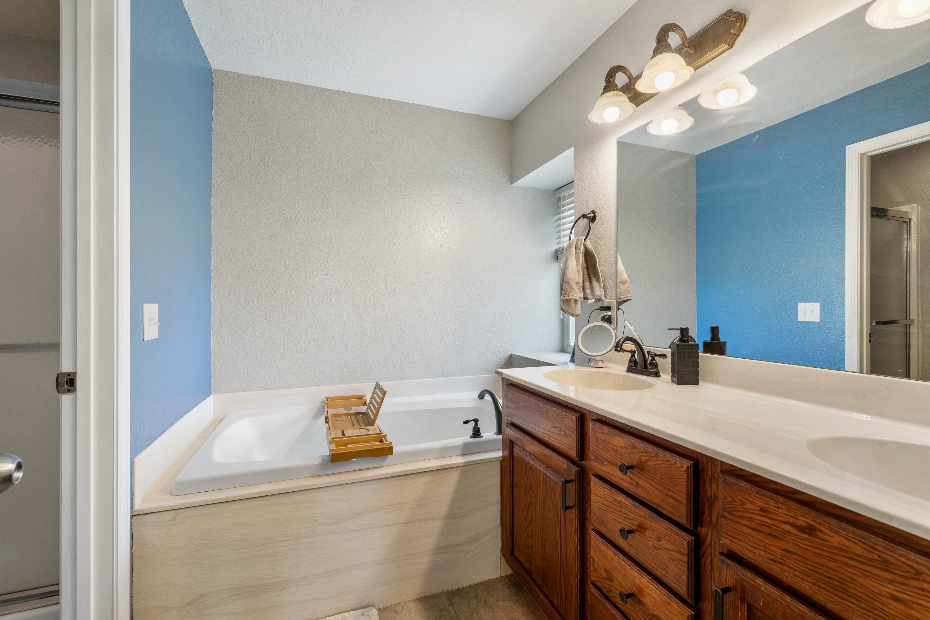 11565 Saddleback Court