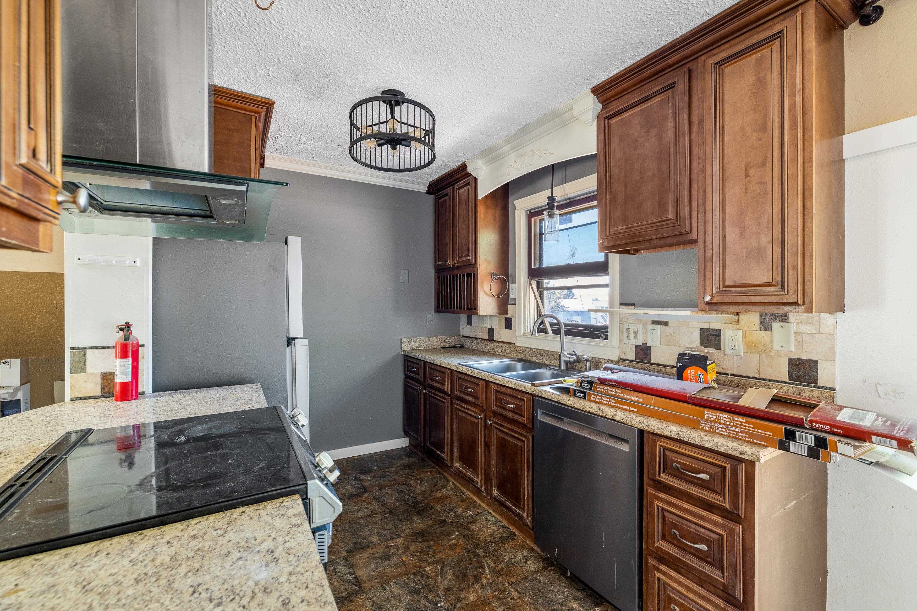 107 Thrush Court