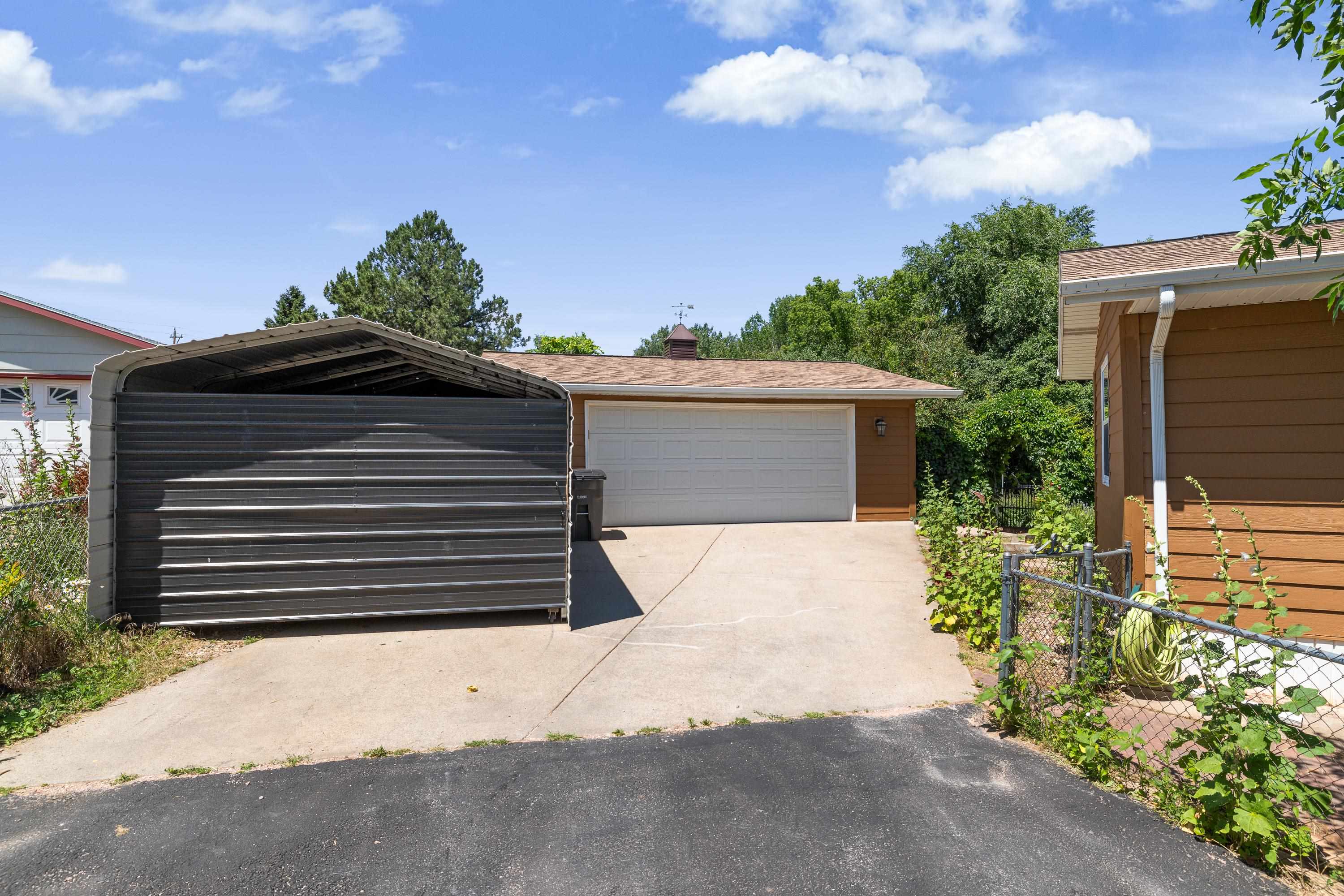 14721 E Valley View Drive