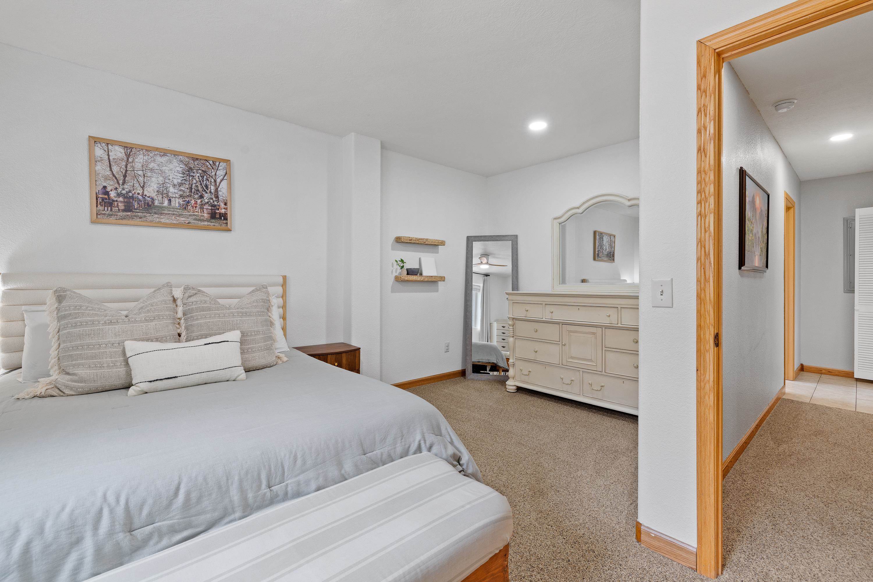 8736 Steamboat Lane